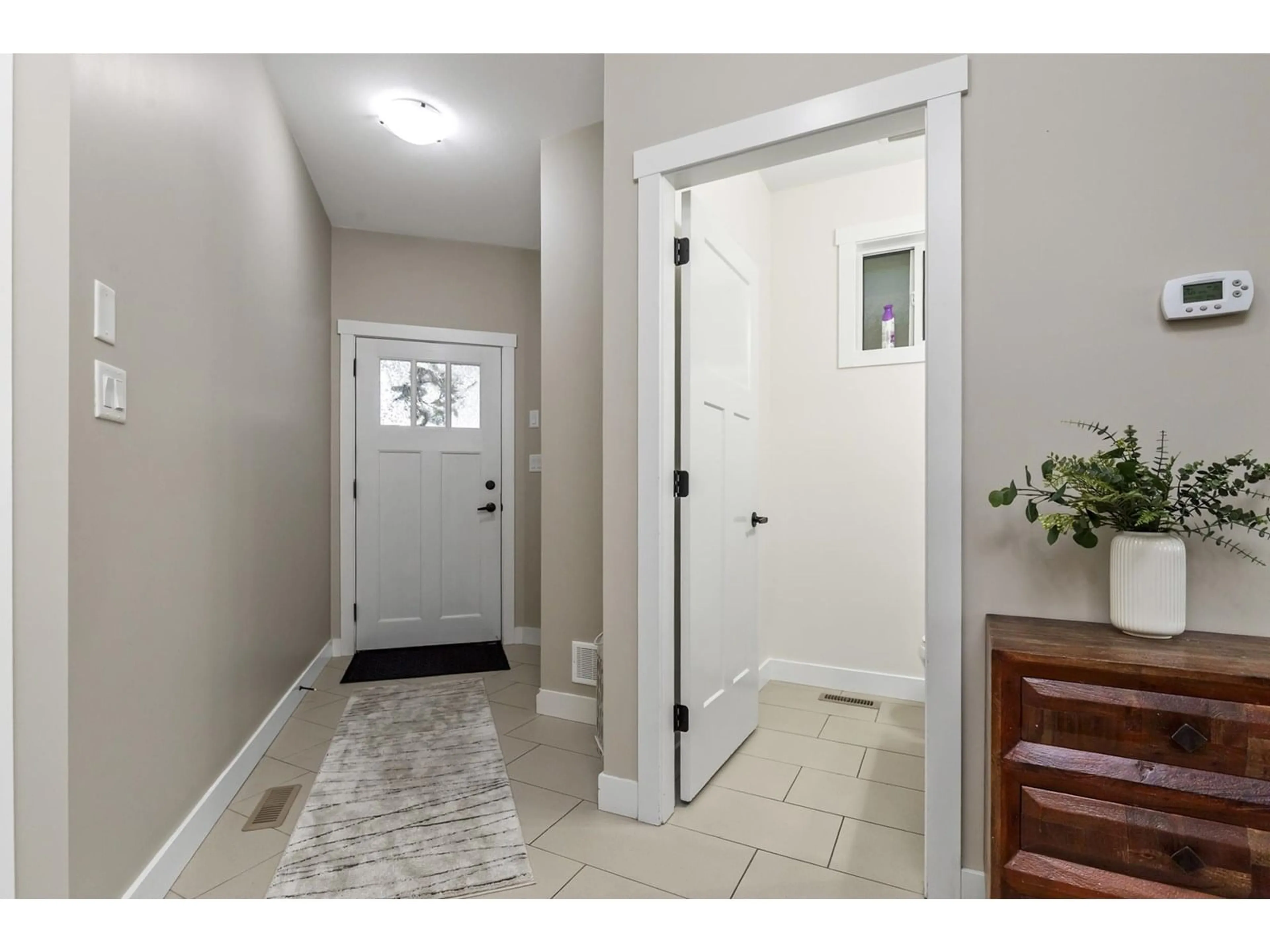 Indoor entryway for 21 - 7411 MORROW ROAD, Agassiz British Columbia V0M1A2