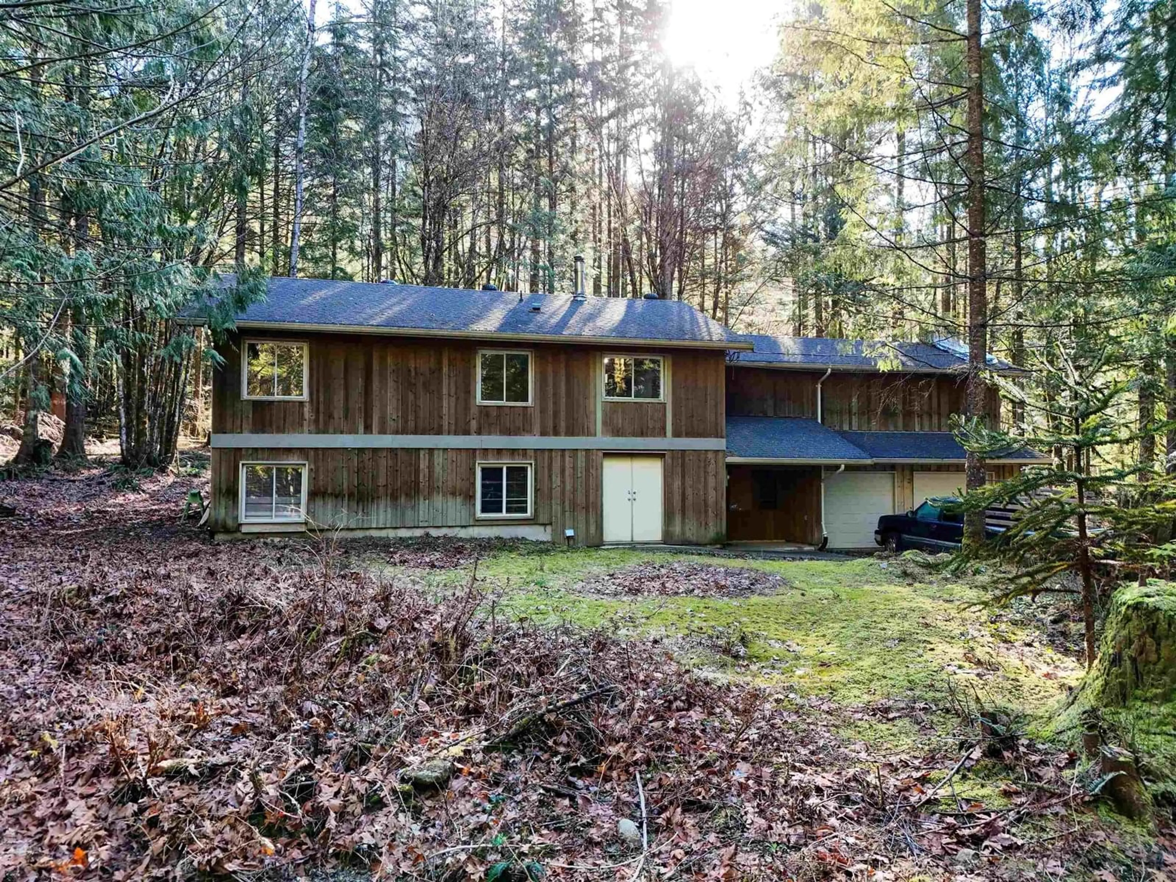 A pic from outside/outdoor area/front of a property/back of a property/a pic from drone, forest/trees view for 36351 RIDGEVIEW, Mission British Columbia V2V4J1