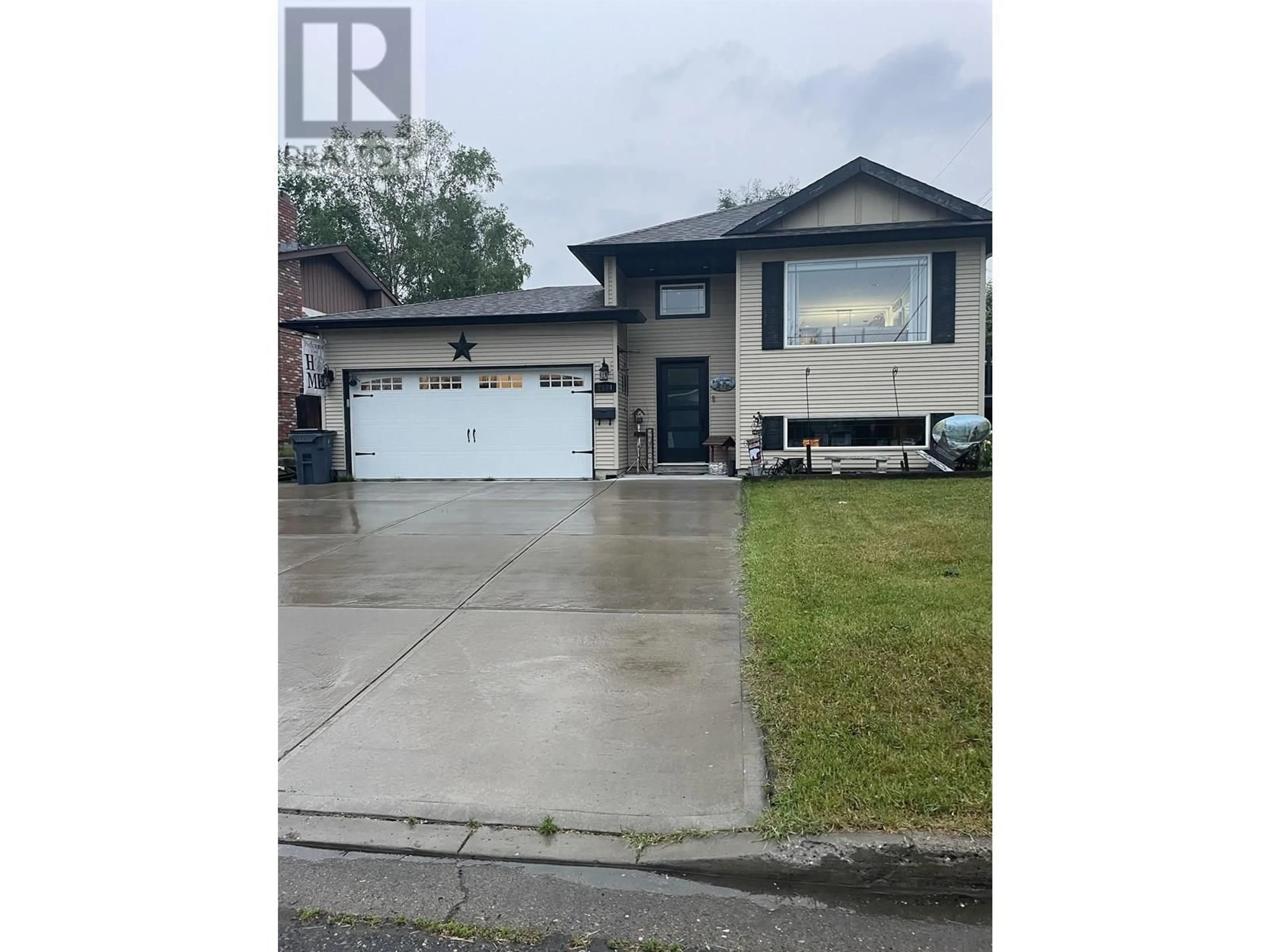 Unknown for 2894 LONSDALE STREET, Prince George British Columbia V2L4X9