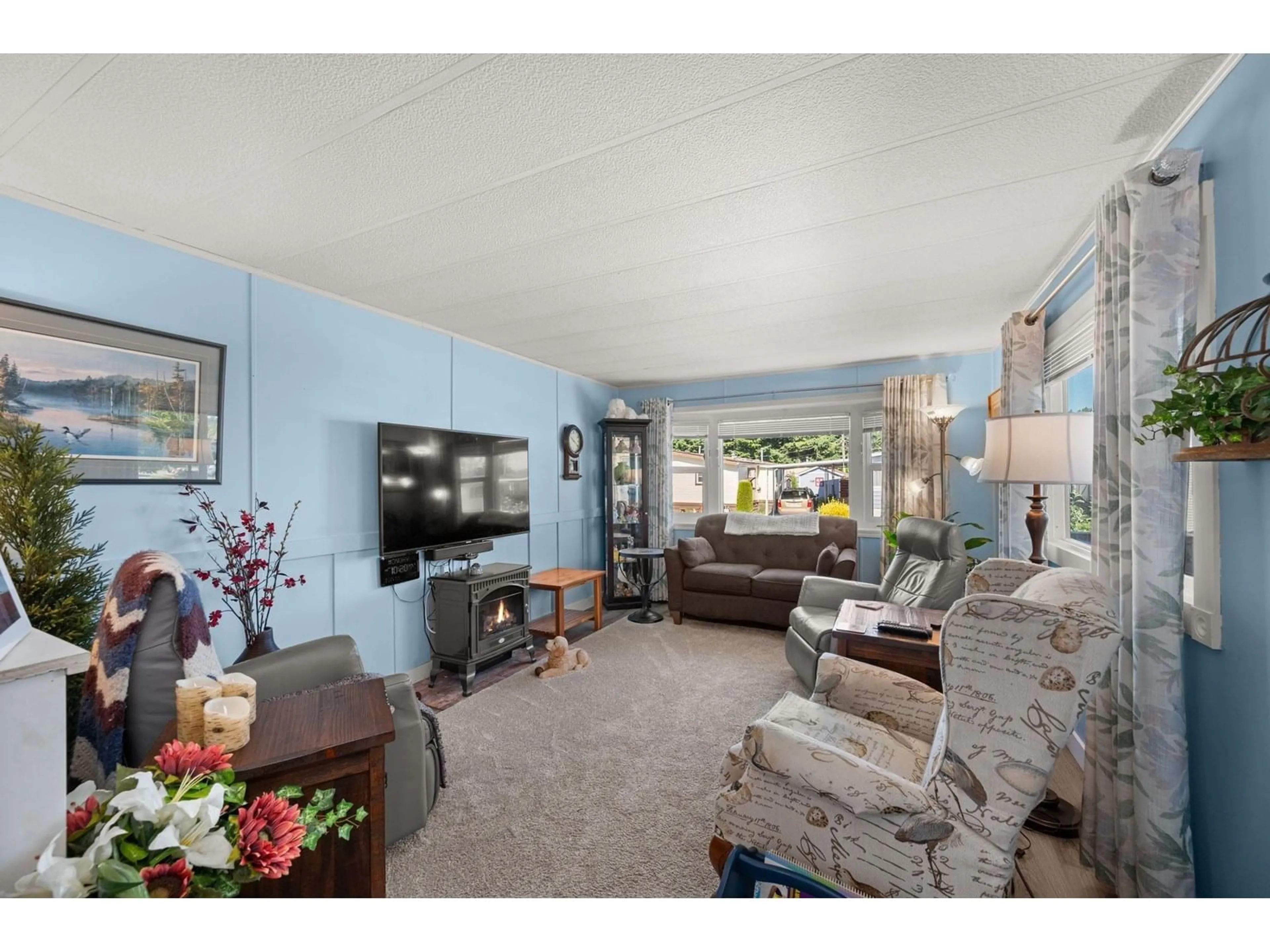 Living room with furniture, unknown for 11 - 31313 LIVINGSTONE, Abbotsford British Columbia V2T4T1