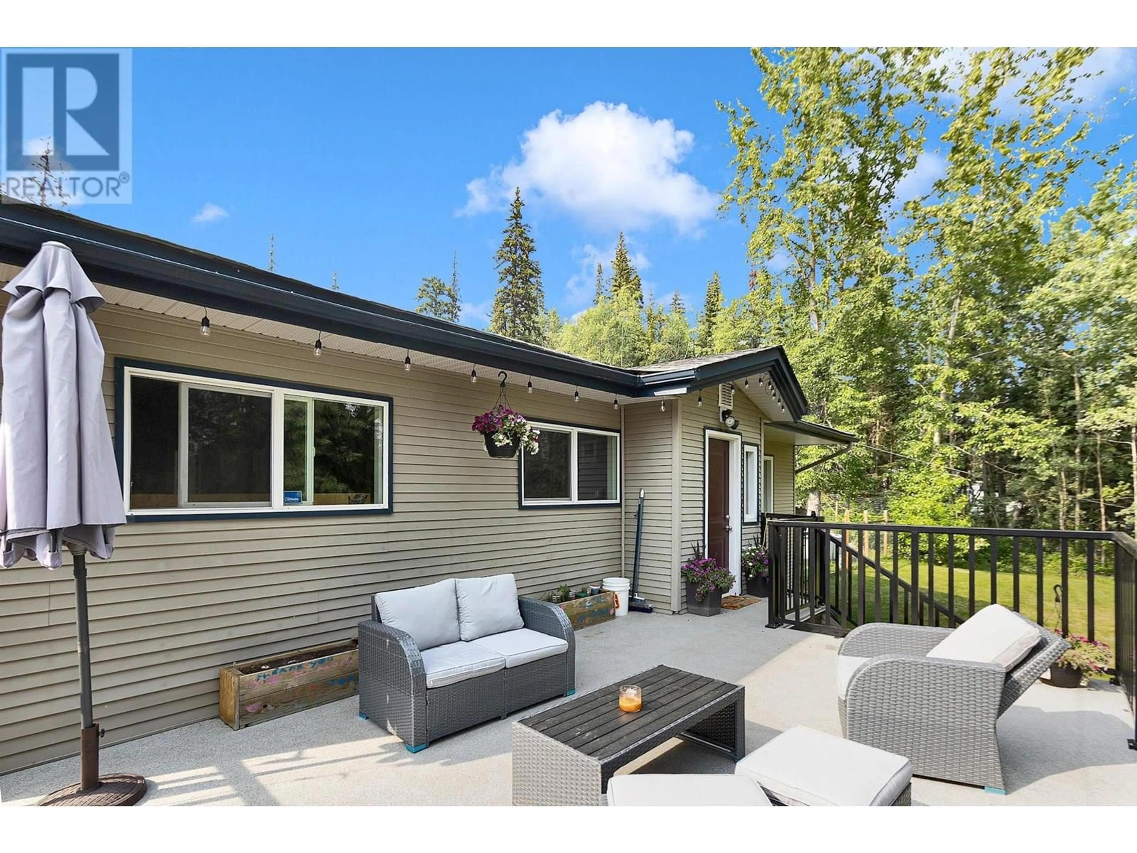 Patio, unknown for 2041 SOMMERVILLE ROAD, Prince George British Columbia V2N6T6