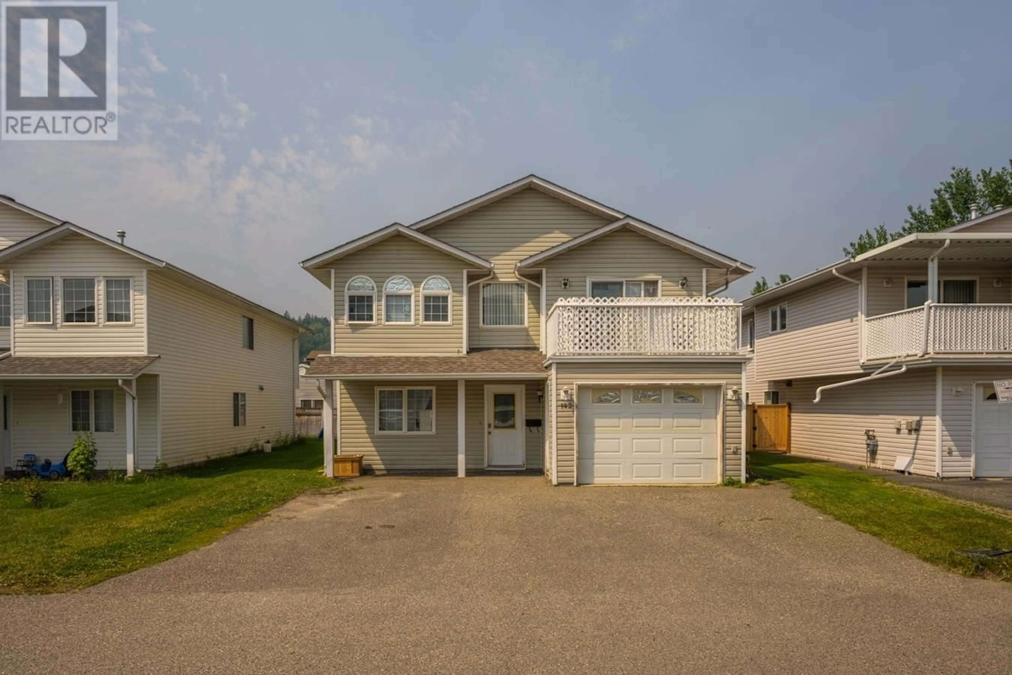 Home with vinyl exterior material, street for 102 - 3308 UNDERHILL ROAD, Prince George British Columbia V2N1W5