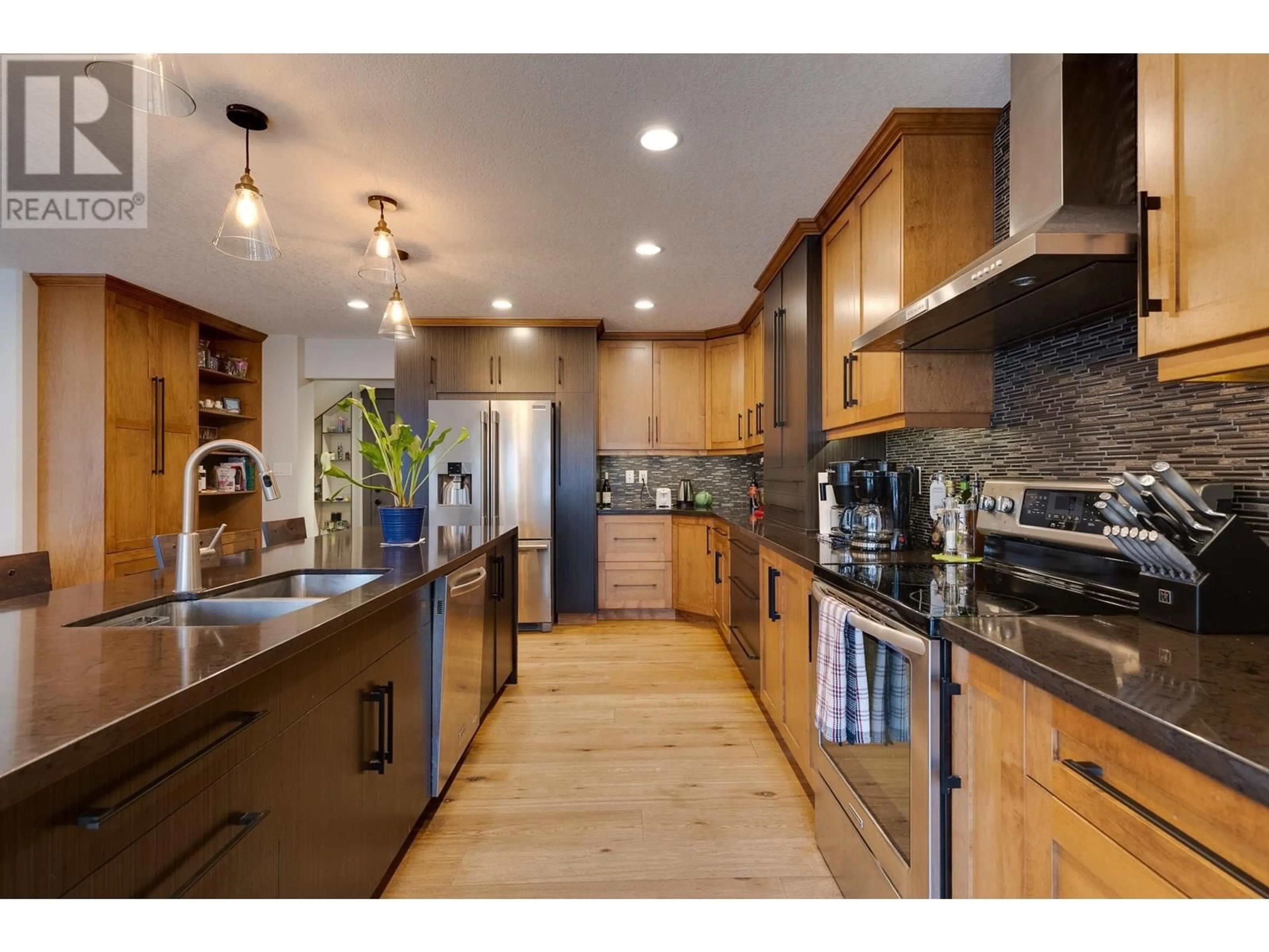 Open concept kitchen, unknown for 7664 STILLWATER CRESCENT, Prince George British Columbia V2N0C2
