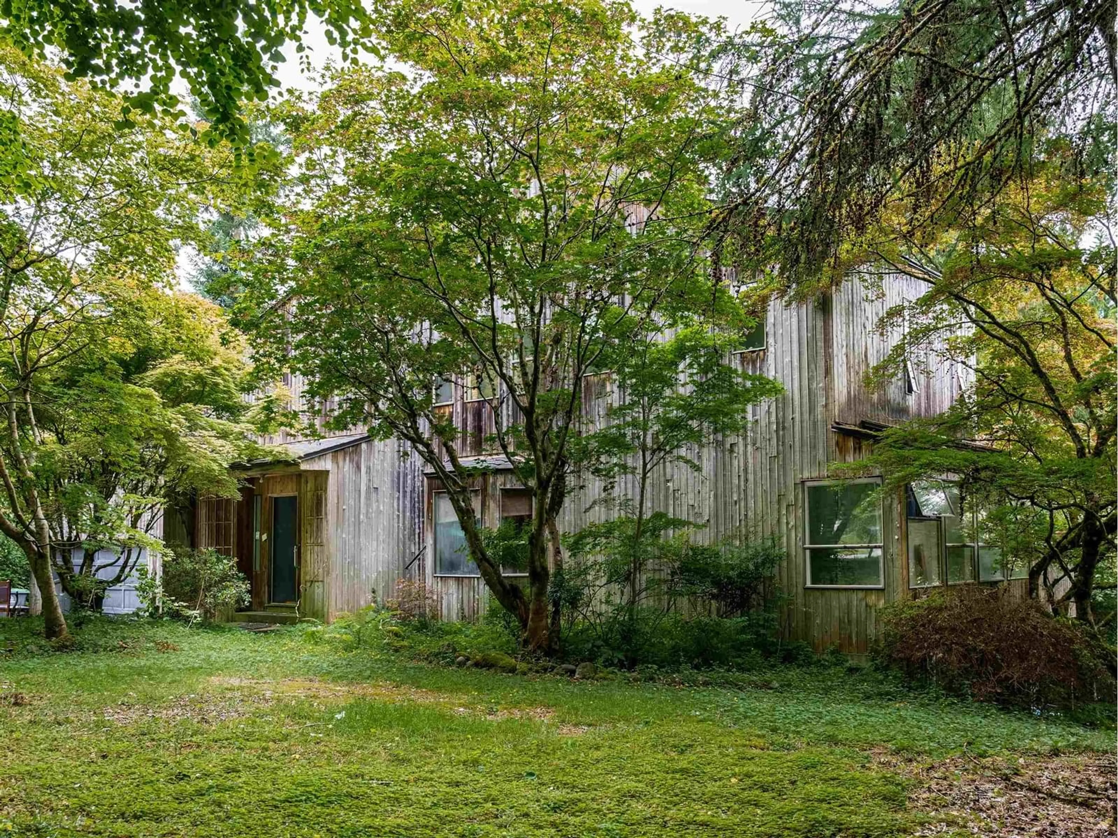 Shed for 16251 30B, Surrey British Columbia V3Z0E3