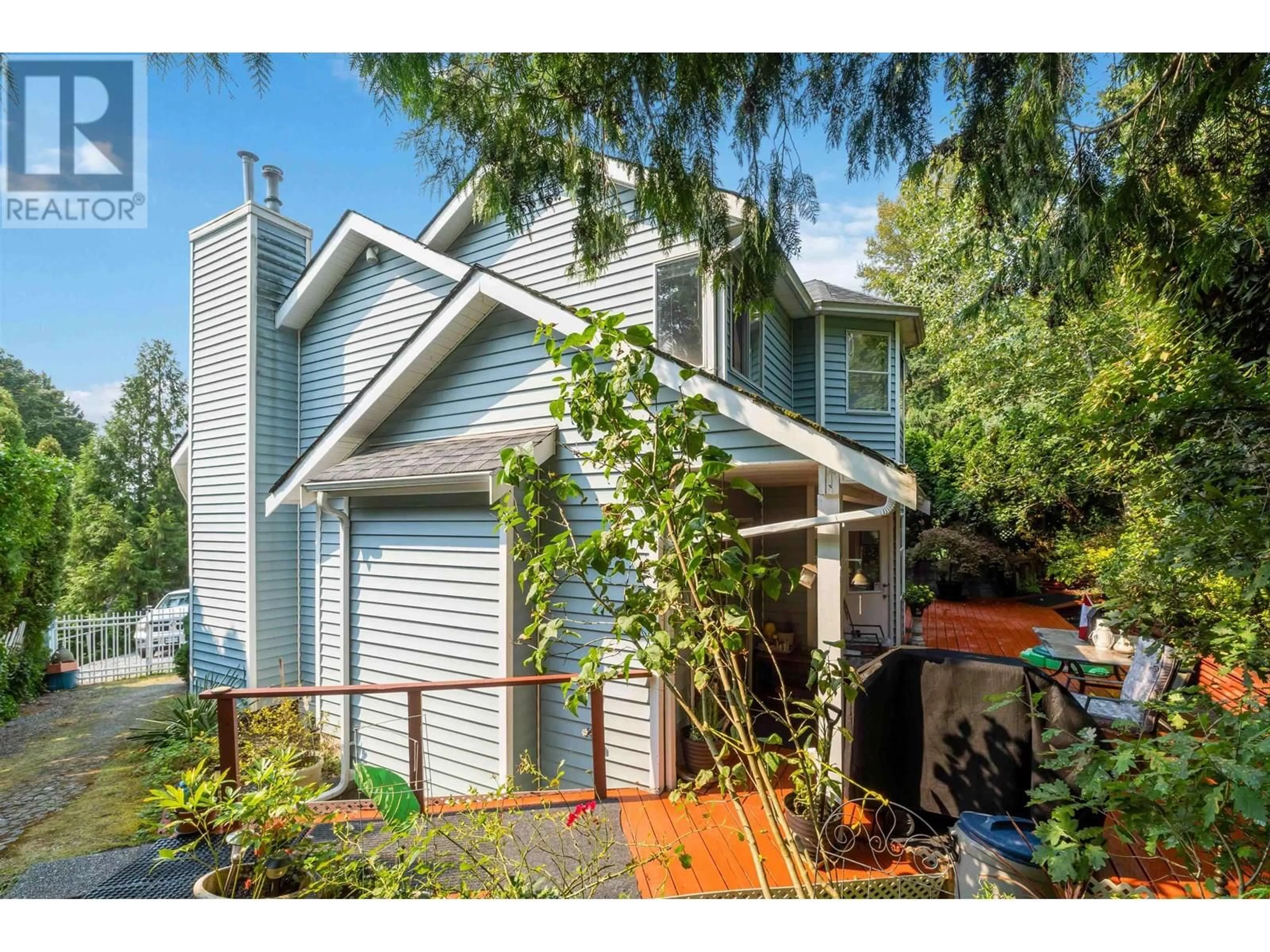 Home with vinyl exterior material, street for 22537 BRICKWOOD CLOSE, Maple Ridge British Columbia V2X9J5