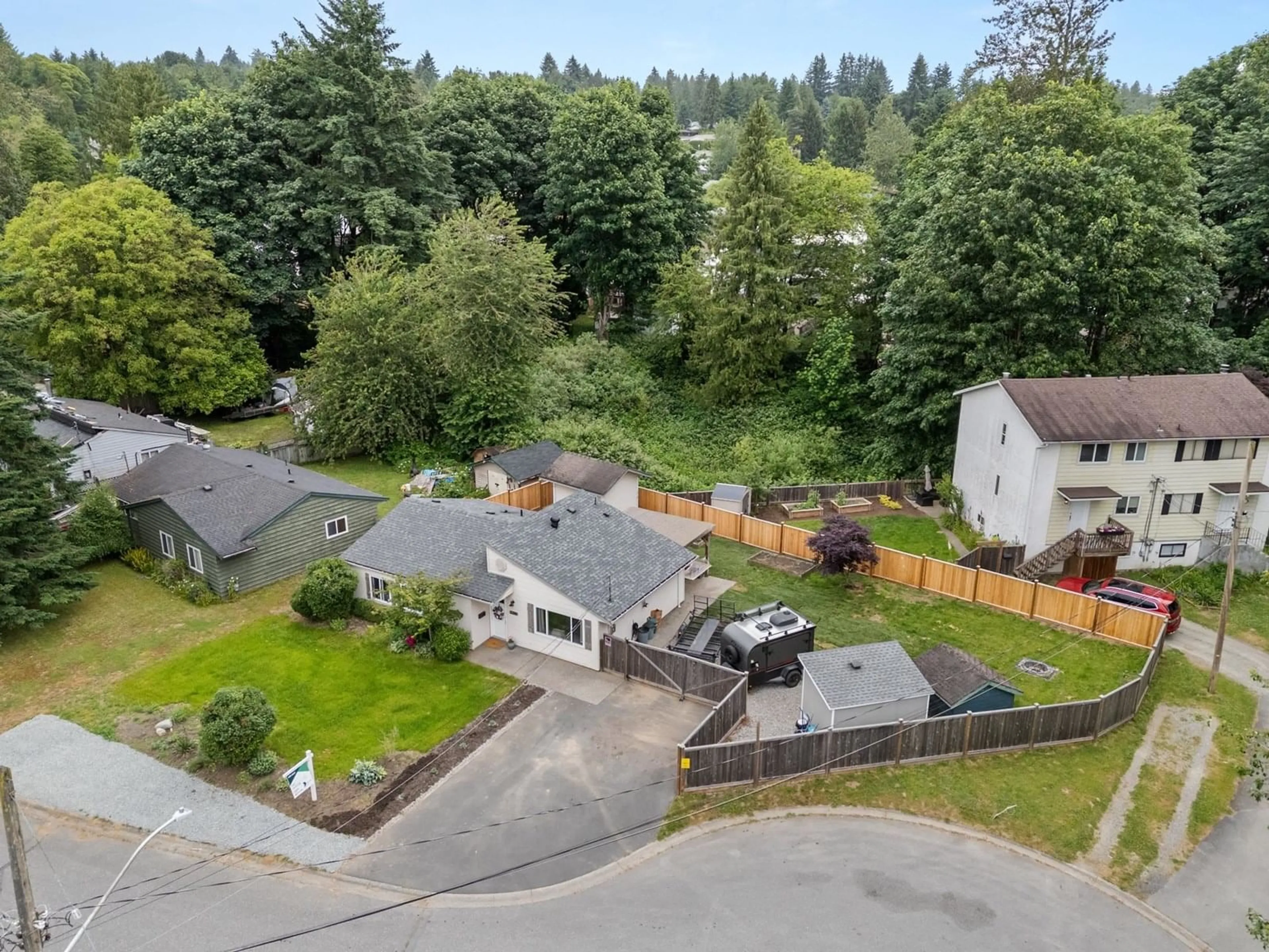 A pic from outside/outdoor area/front of a property/back of a property/a pic from drone, street for 7710 SWIFT, Mission British Columbia V2V5L9