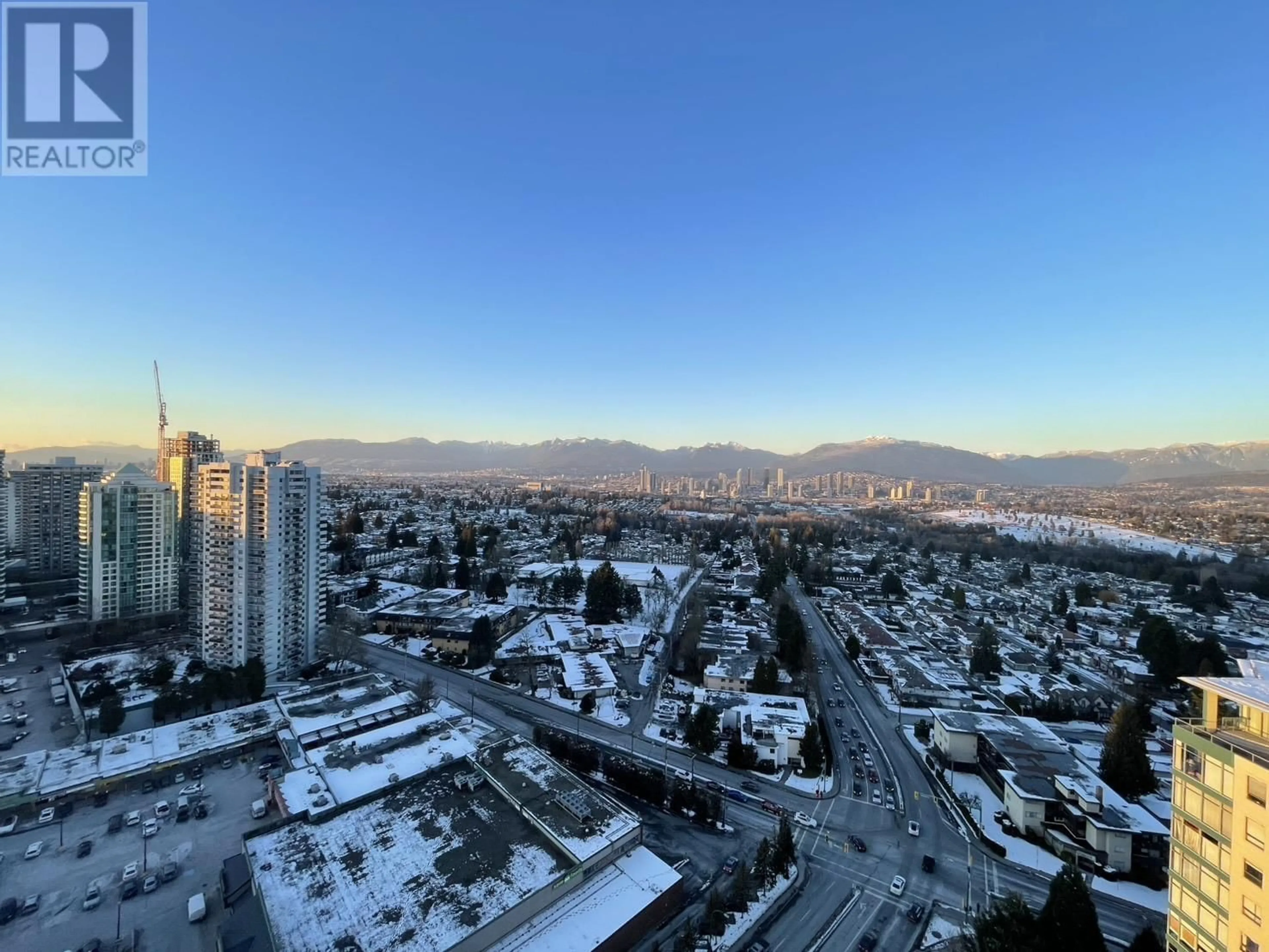 A pic from outside/outdoor area/front of a property/back of a property/a pic from drone, city buildings view from balcony for 2208 - 4508 HAZEL STREET, Burnaby British Columbia V5H0E4