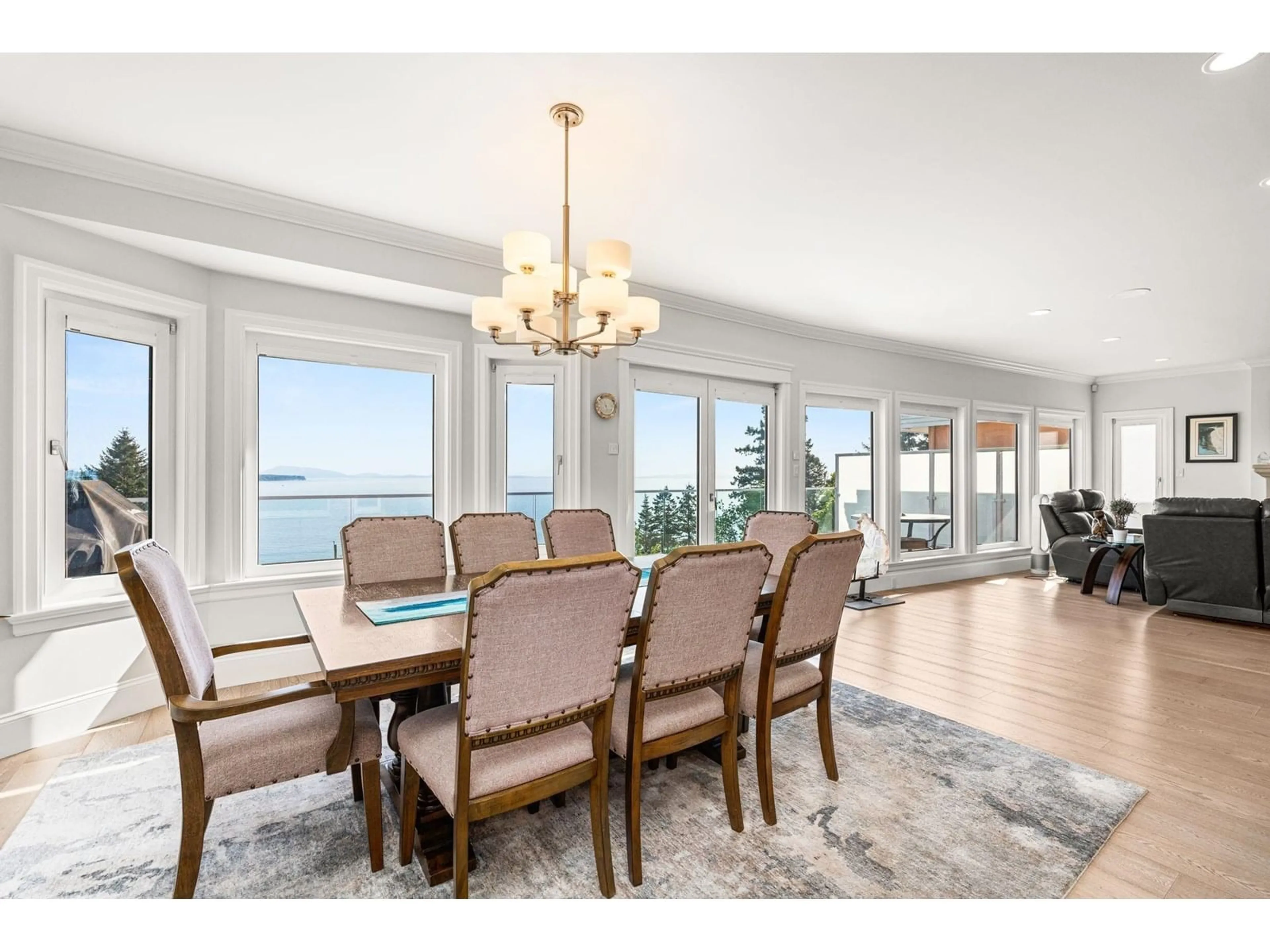 Dining room, unknown for 14728 OXENHAM, White Rock British Columbia V4B2H7