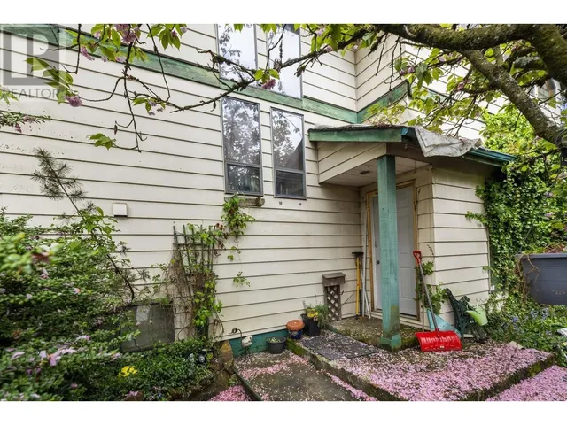 451 EIGHTH AVENUE, New Westminster 3