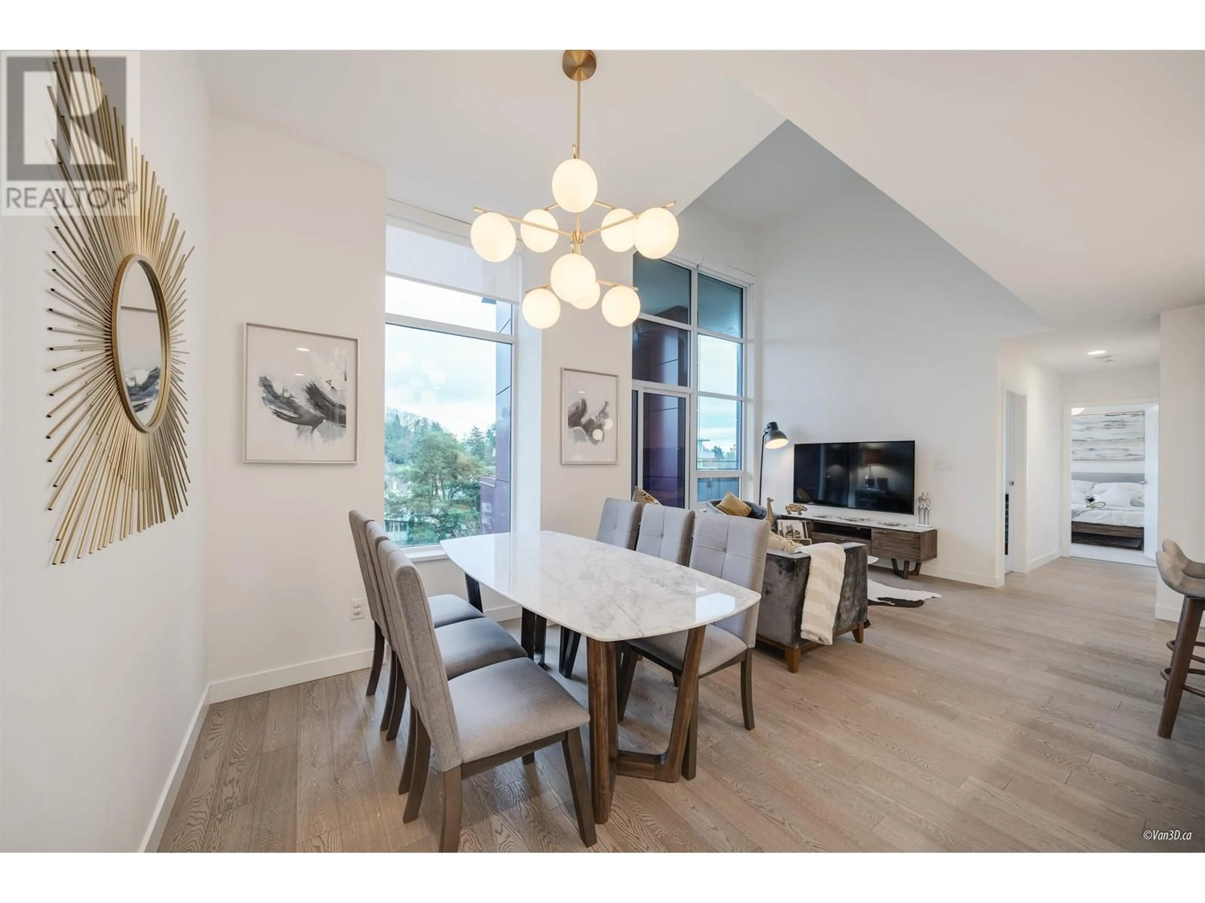 Dining room, wood/laminate floor for 602 - 5033 CAMBIE STREET, Vancouver British Columbia V5Z0H6