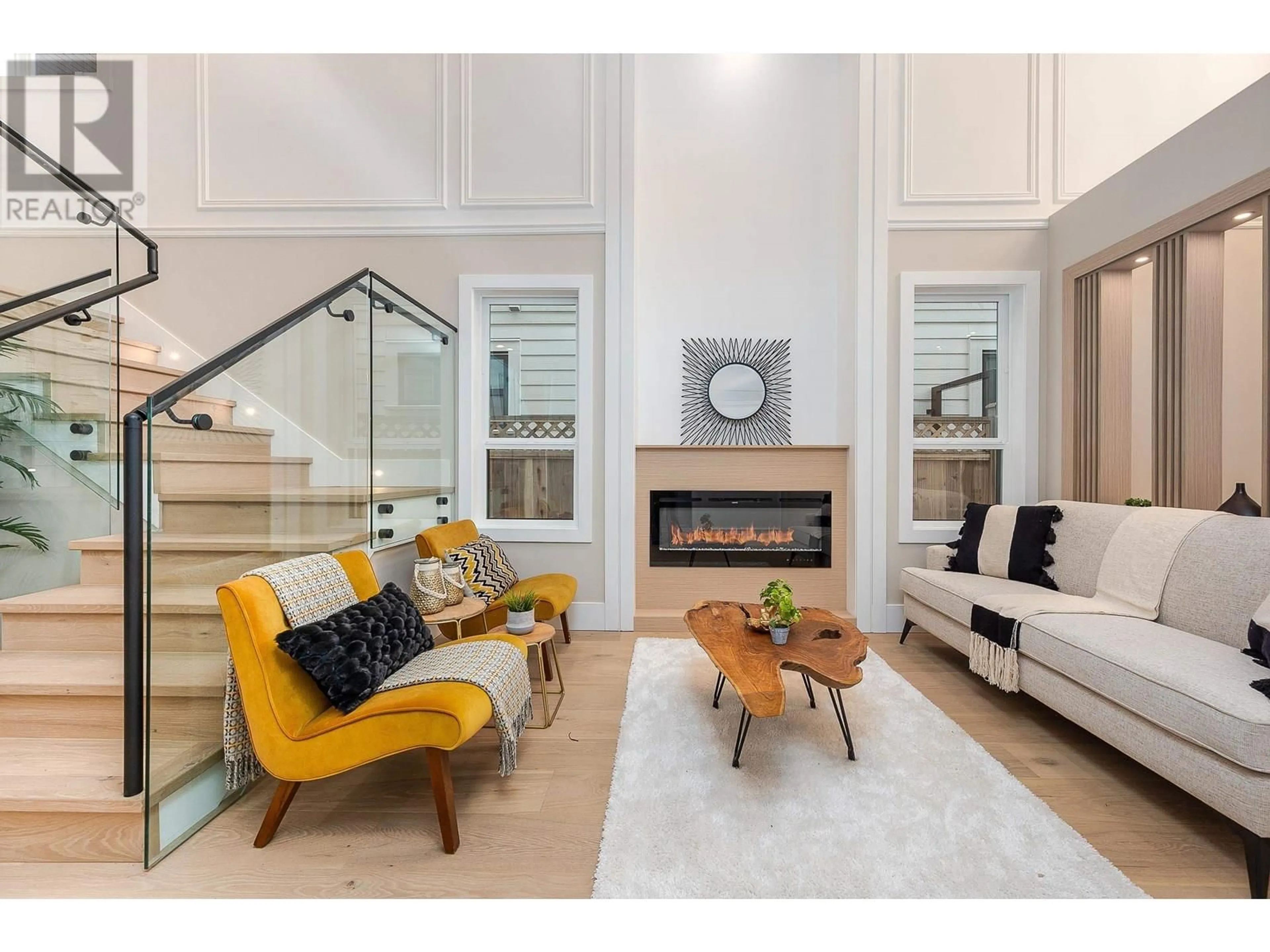 Living room with furniture, unknown for 9371 DAYTON AVENUE, Richmond British Columbia V6Y1E2
