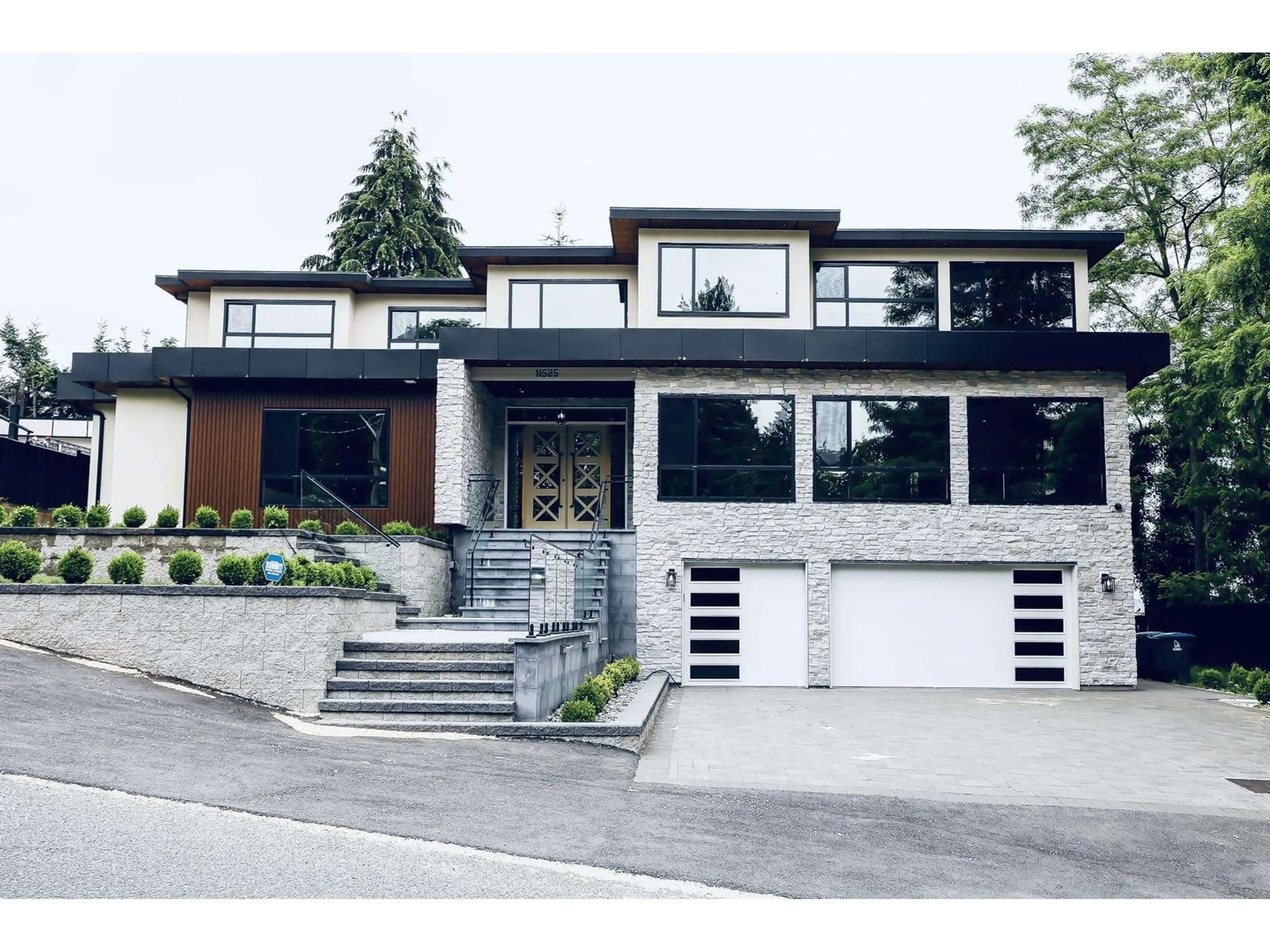 Home with brick exterior material, street for 11525 140, Surrey British Columbia V3R3G9