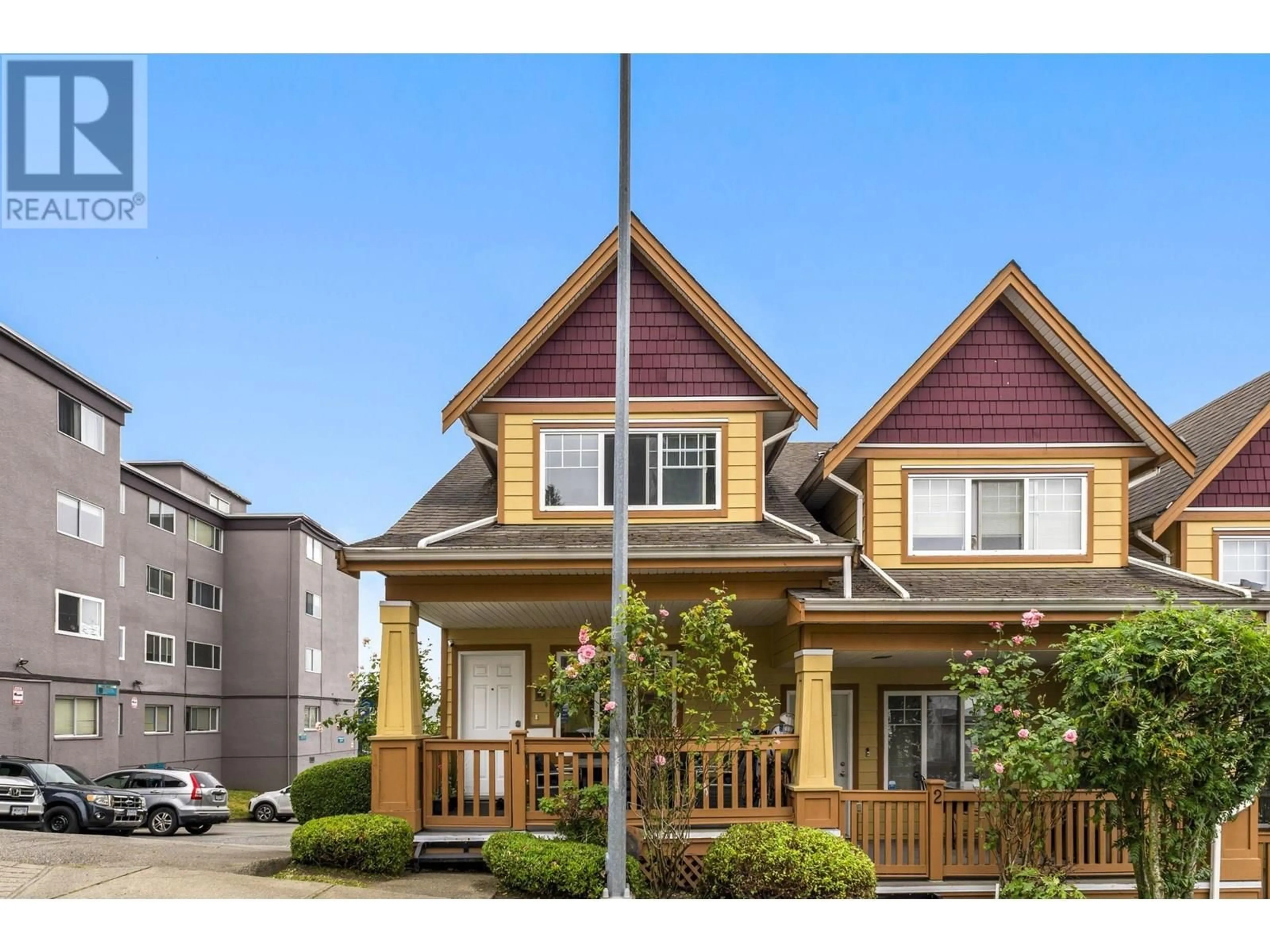 Home with vinyl exterior material, street for 1 - 1222 CAMERON STREET, New Westminster British Columbia V3M1W6