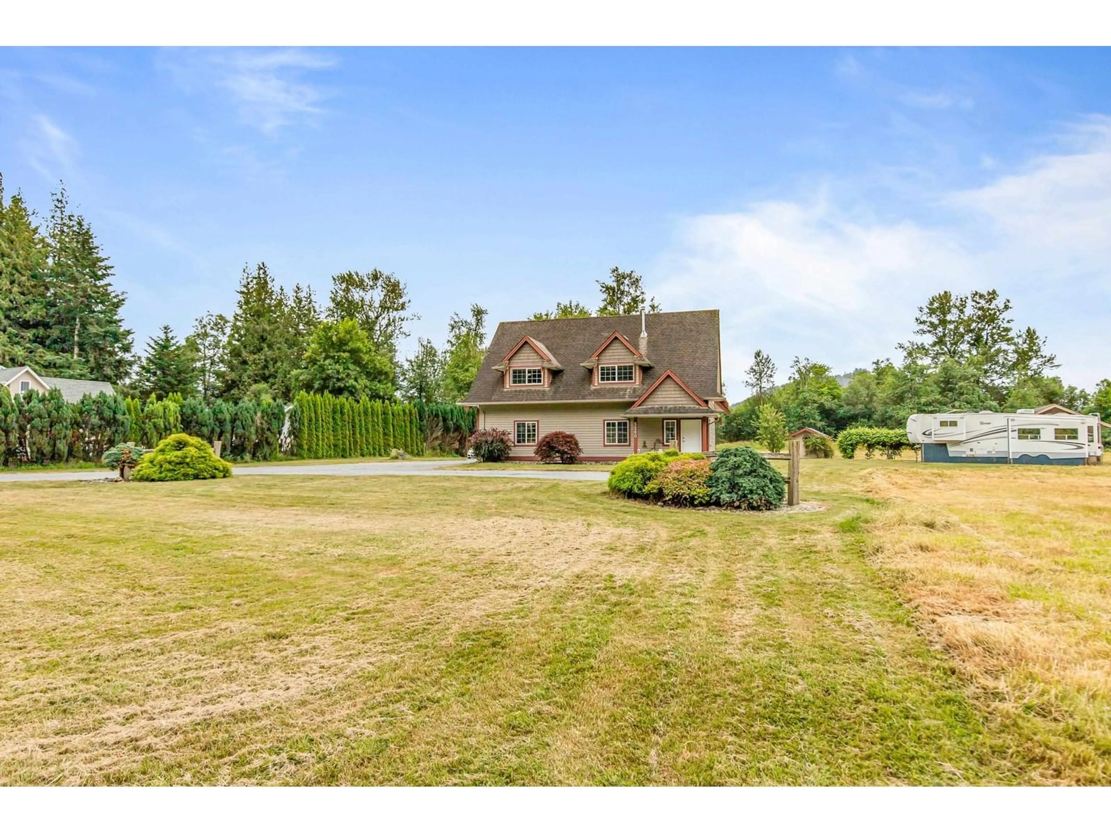 A pic from outside/outdoor area/front of a property/back of a property/a pic from drone, unknown for 5260 MCCALLUM ROAD, Agassiz British Columbia V0M1A3