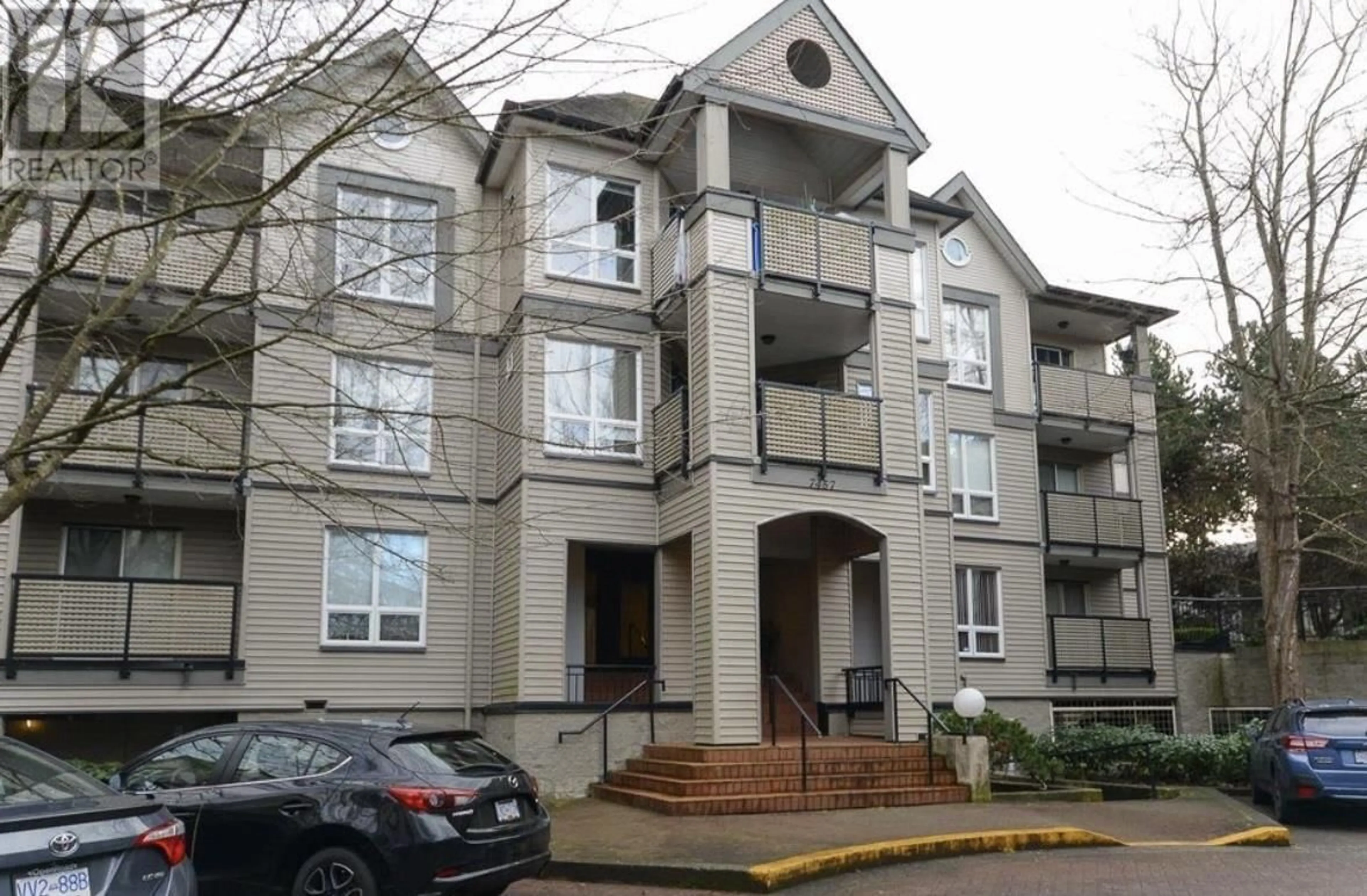 Unknown for 303 - 7457 MOFFATT ROAD, Richmond British Columbia V6Y1X9