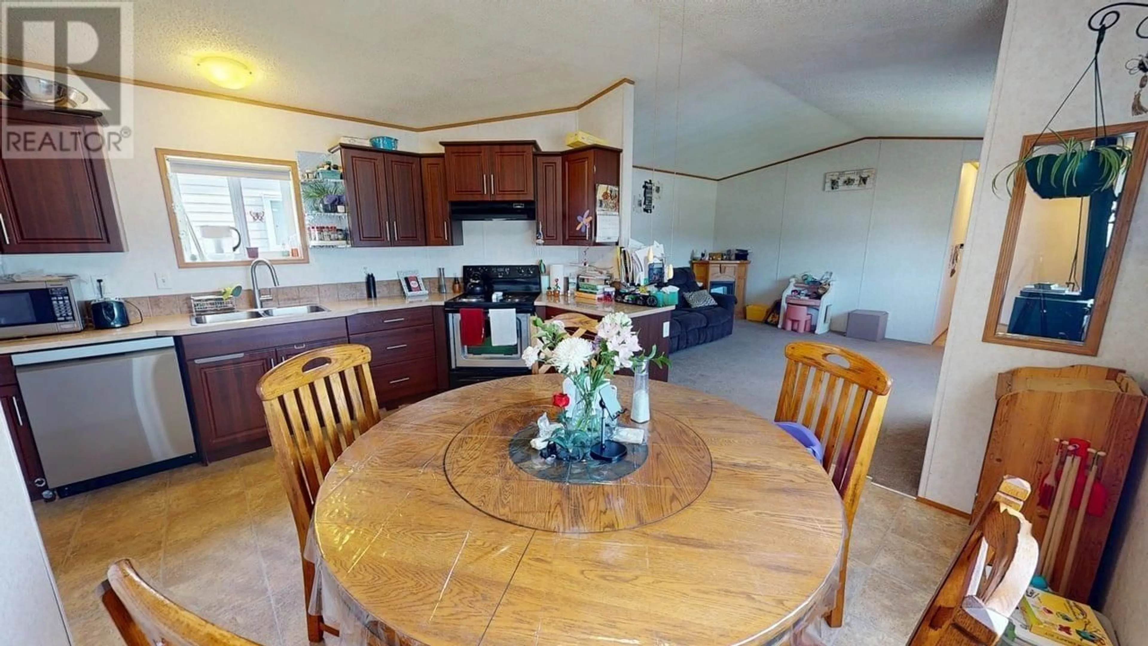 Unknown for 7926 85A AVENUE, Fort St. John British Columbia V1J0H7