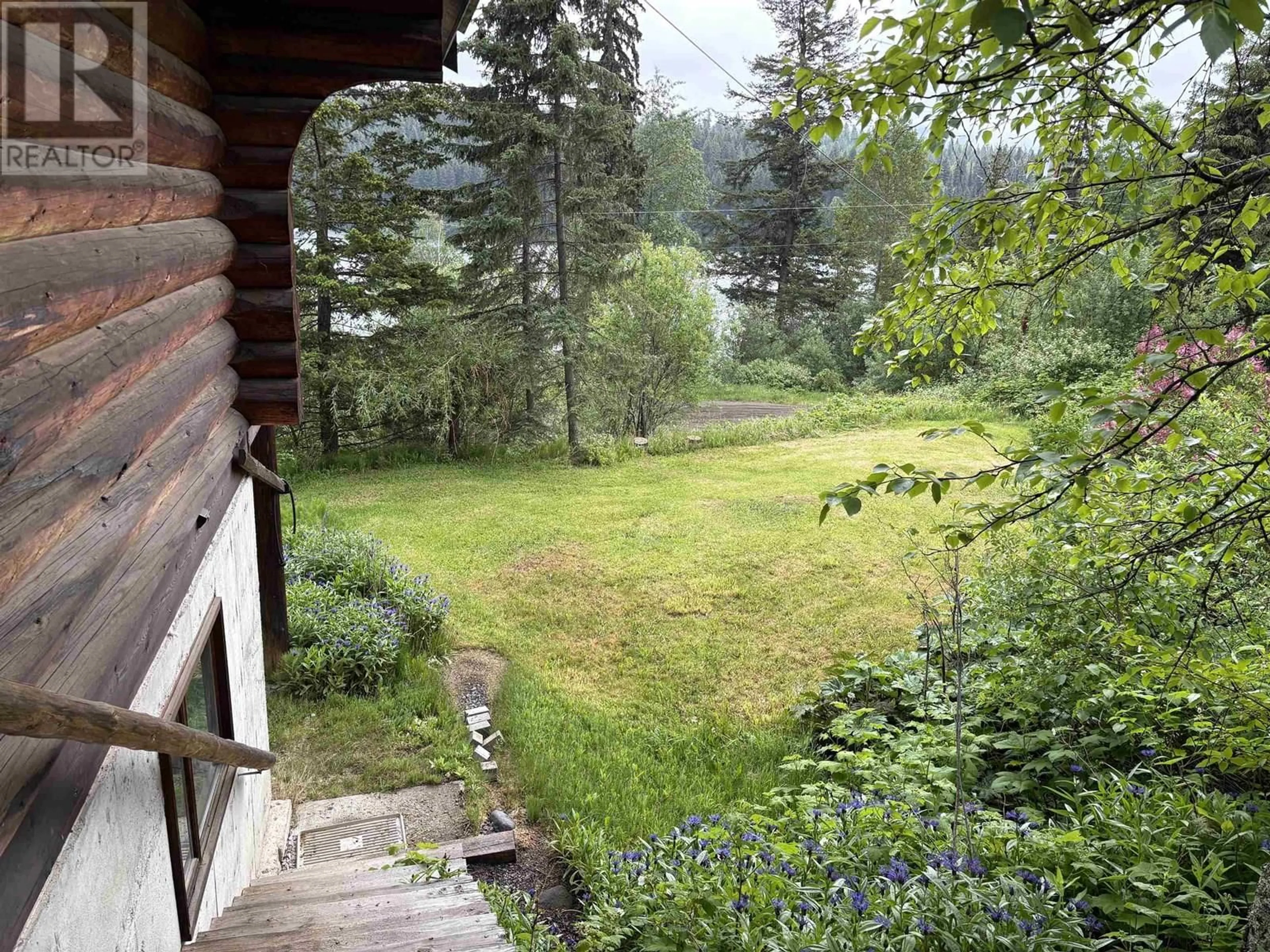 Patio, forest/trees view for 5862 MAHOOD LAKE ROAD, Deka Lake / Sulphurous / Hathaway Lakes British Columbia V0K1X3