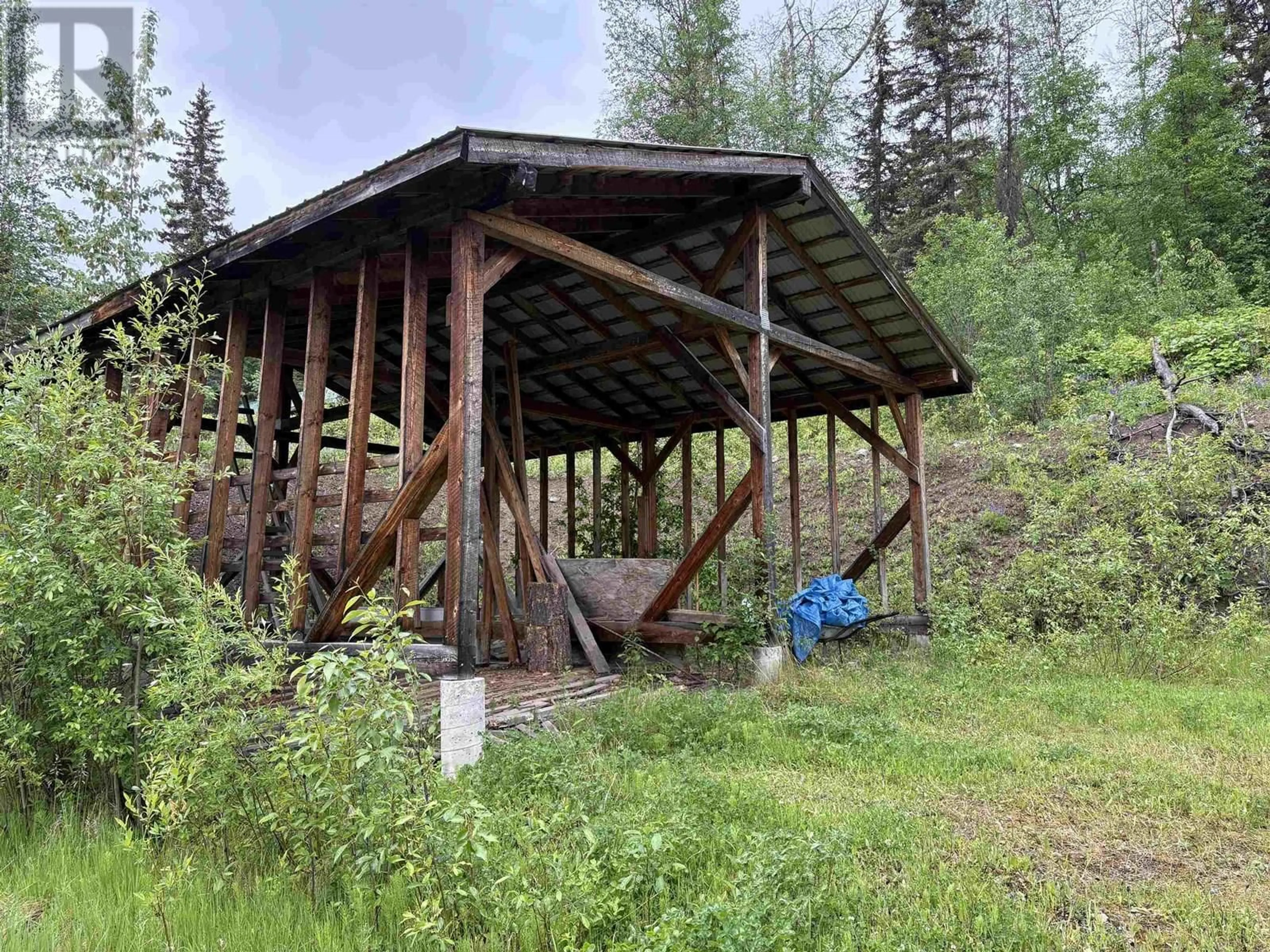 Shed for 5862 MAHOOD LAKE ROAD, Deka Lake / Sulphurous / Hathaway Lakes British Columbia V0K1X3