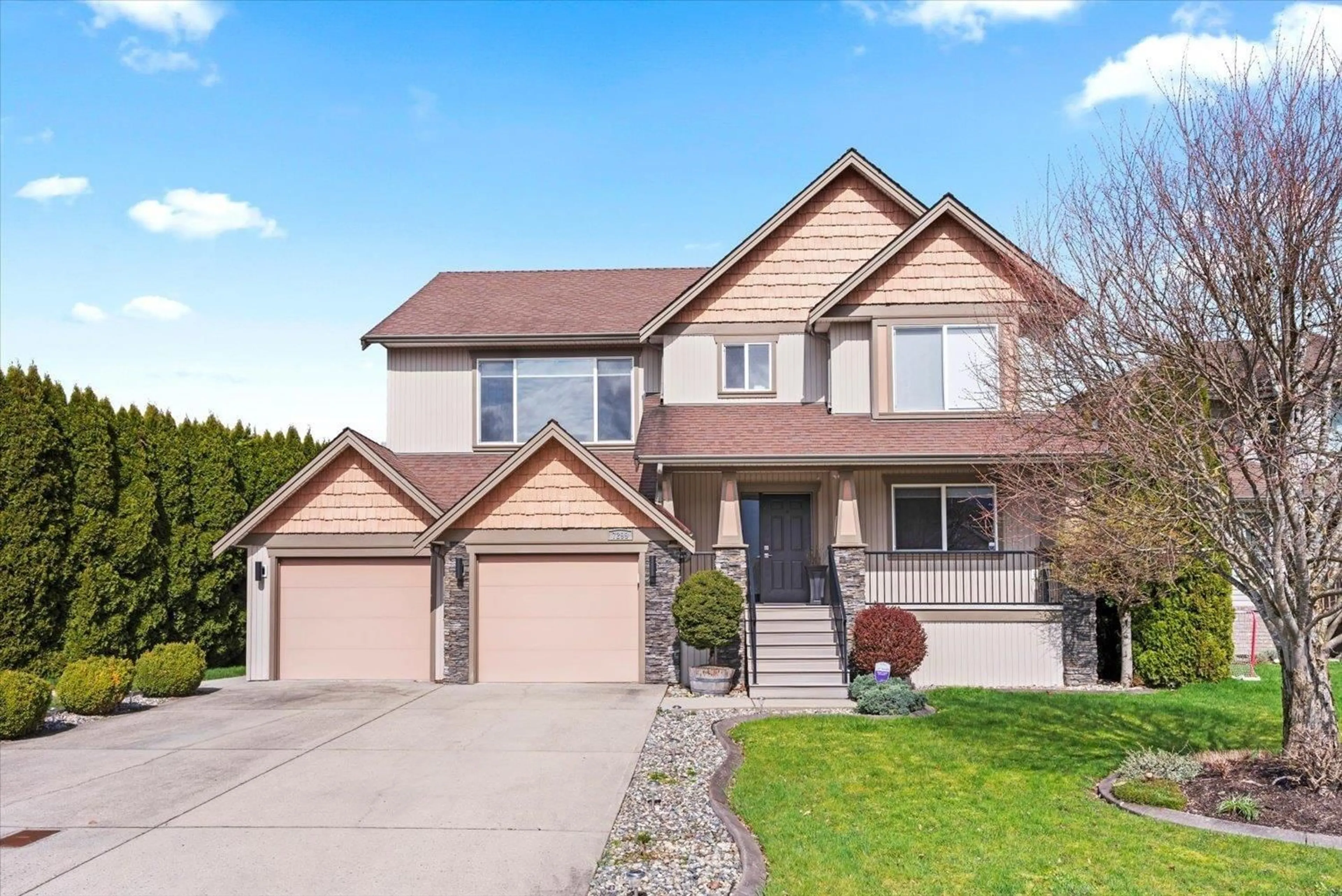 Home with vinyl exterior material, street for 7299 PRASMOUNT PLACE, Agassiz British Columbia V0M1A2