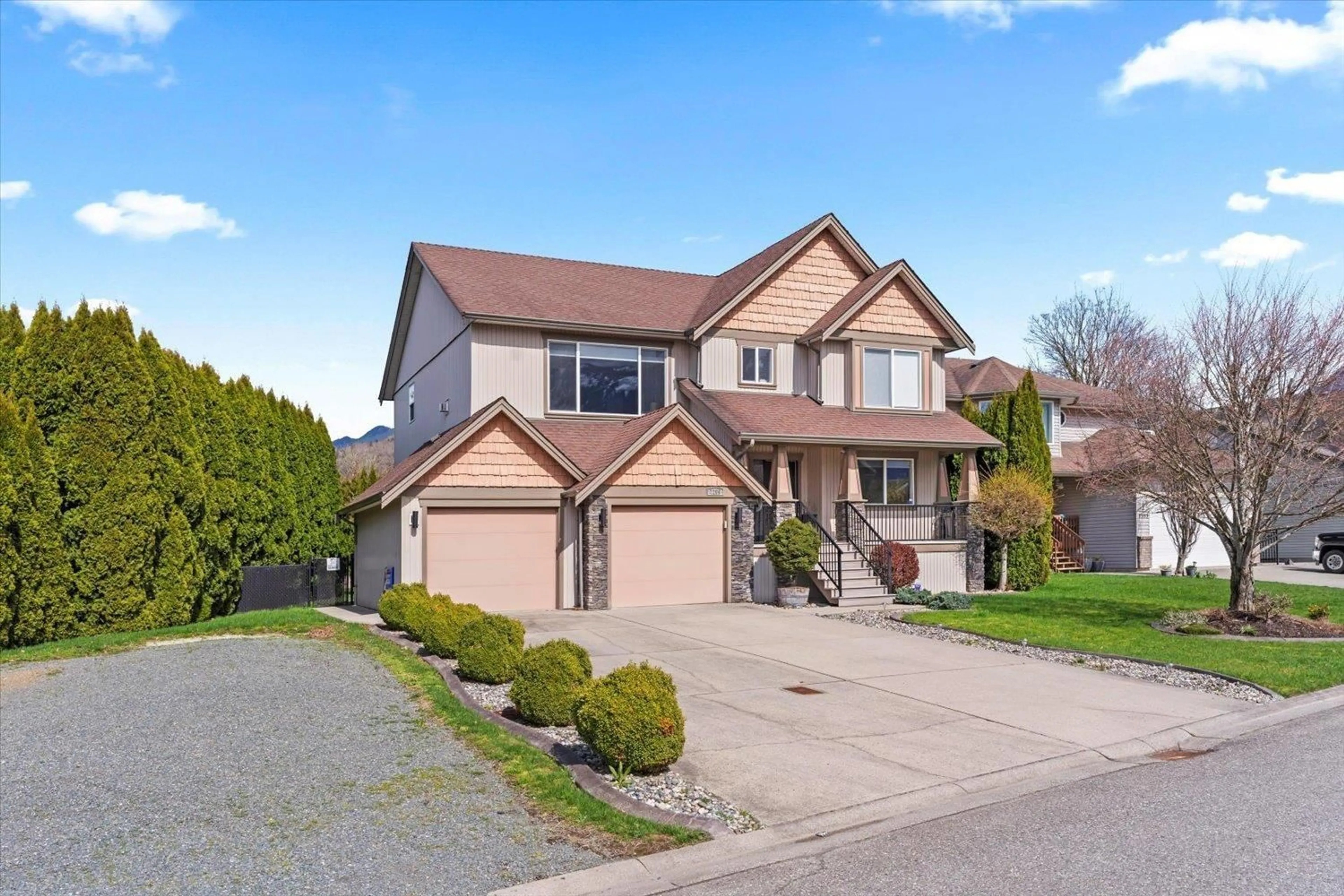 Home with vinyl exterior material, street for 7299 PRASMOUNT PLACE, Agassiz British Columbia V0M1A2