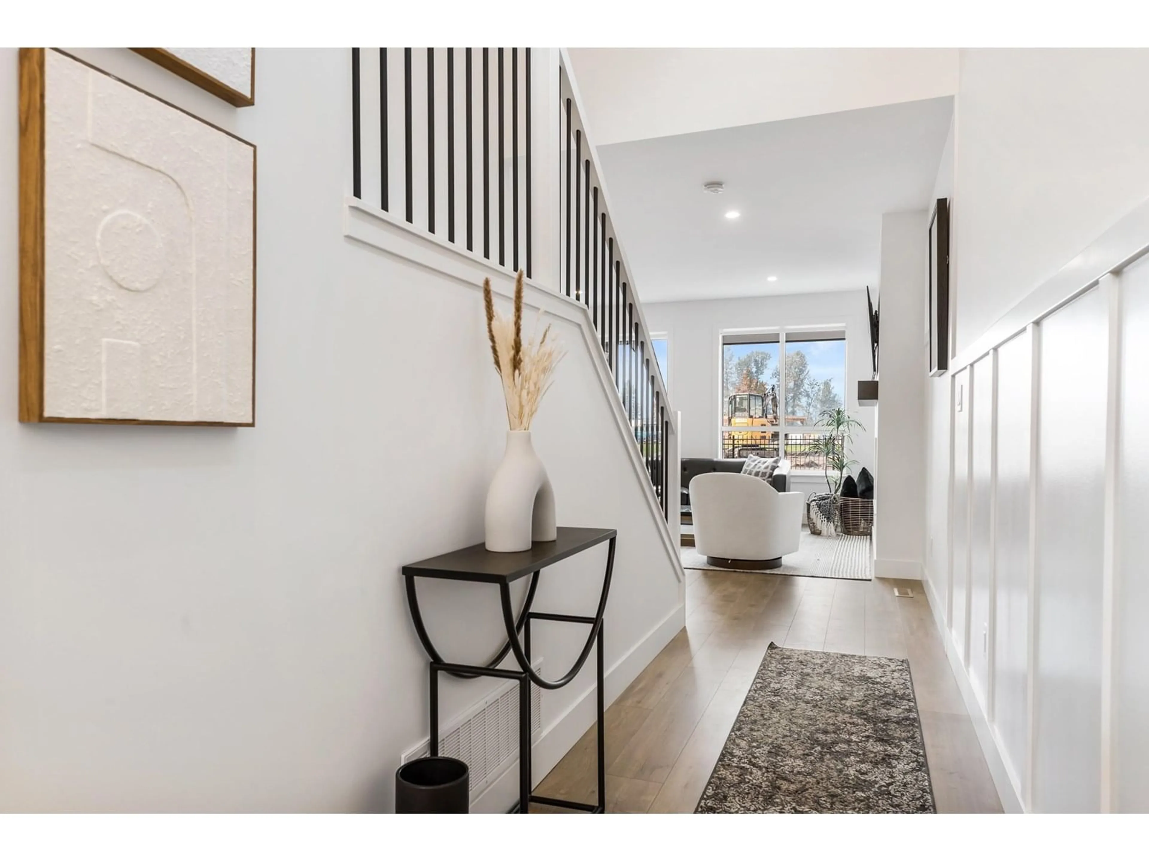 Indoor entryway for 44700 WILLOWSTREAM ROAD, Chilliwack British Columbia V2R6J4