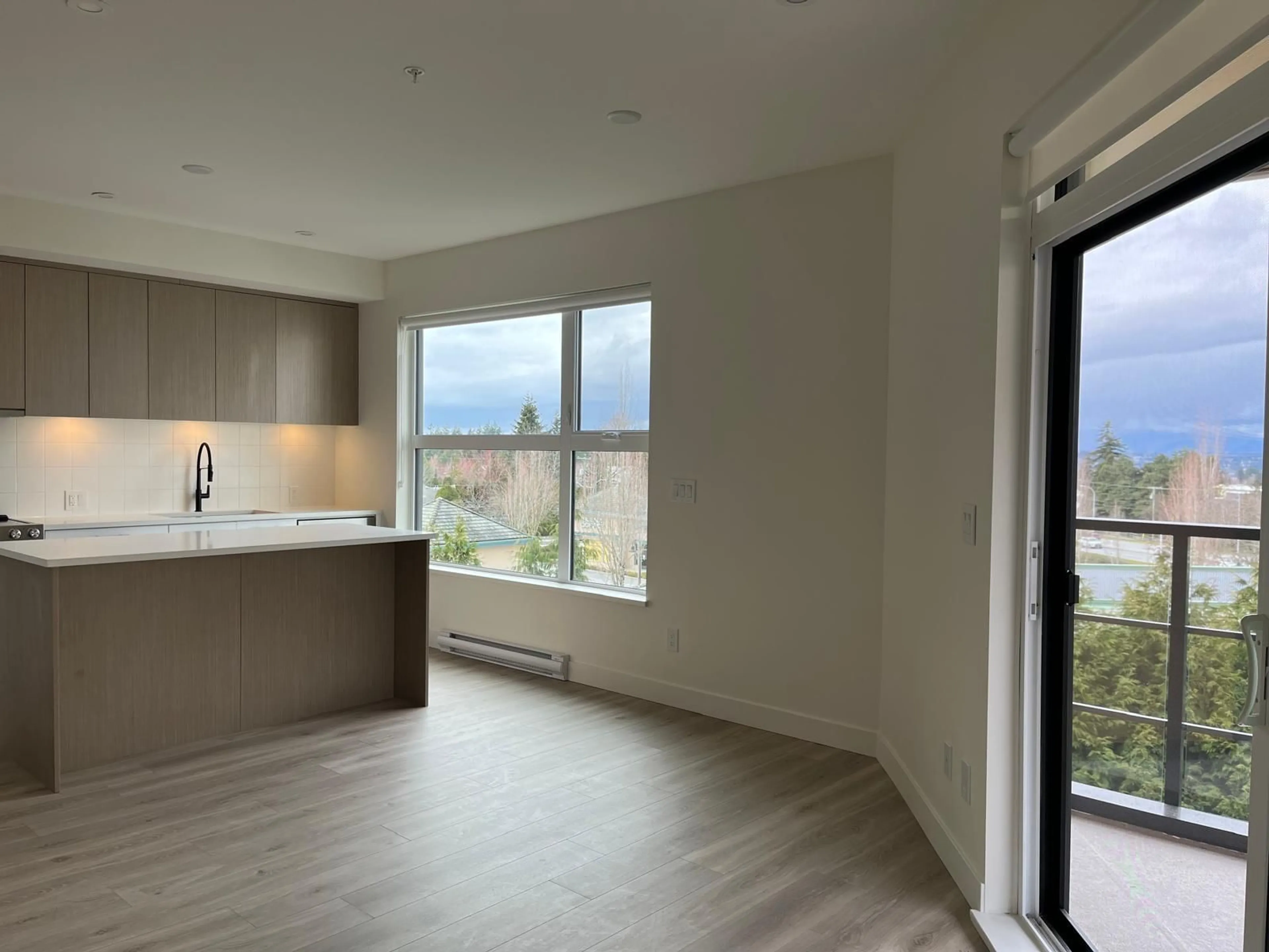 A pic of a room for 308 - 2620 152, Surrey British Columbia V4P0H8