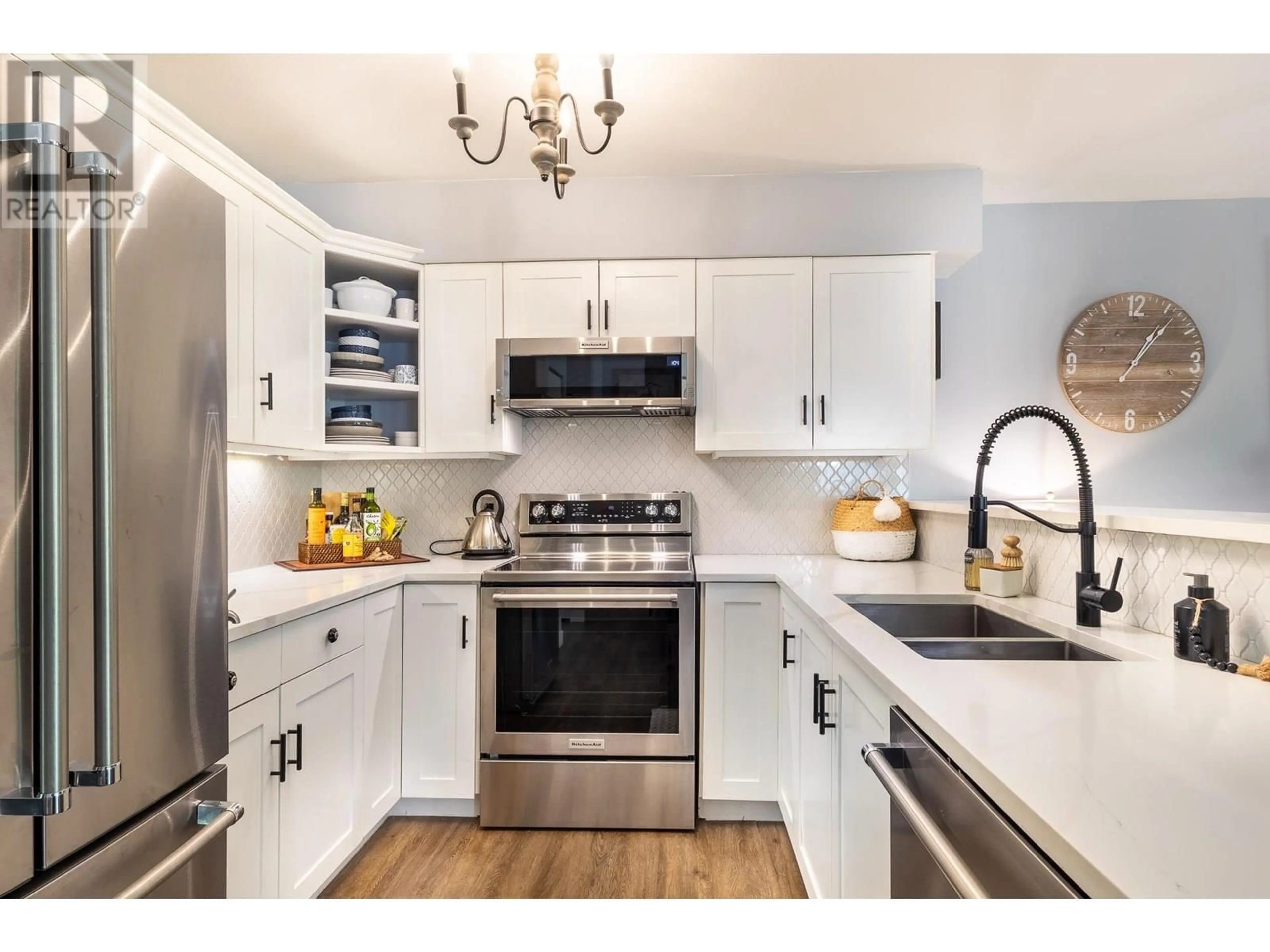 Open concept kitchen, unknown for 53 - 735 PARK ROAD, Gibsons British Columbia V0N1V7