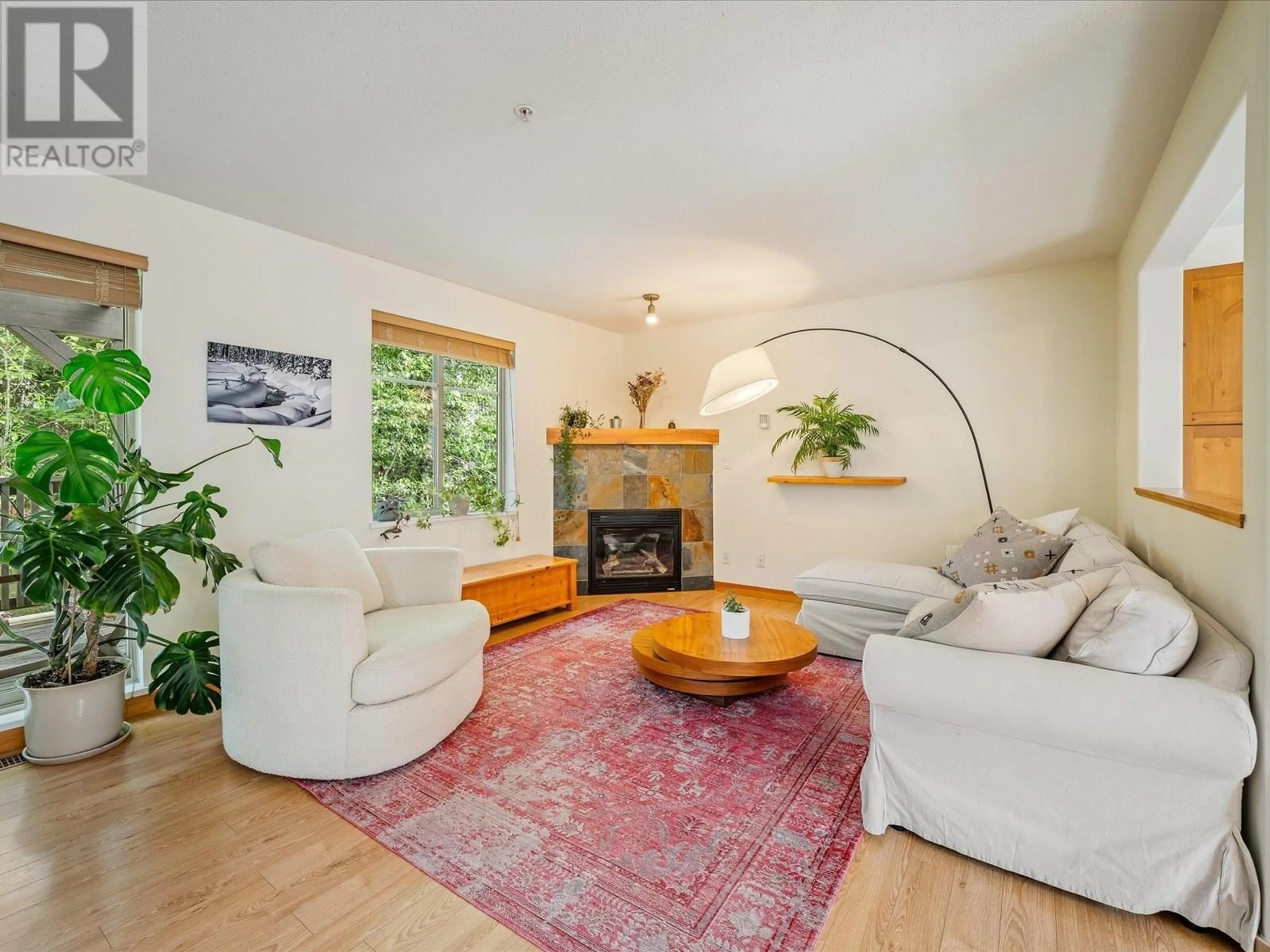 Living room with furniture, unknown for 5 - 1445 VINE ROAD, Pemberton British Columbia V0N2L1