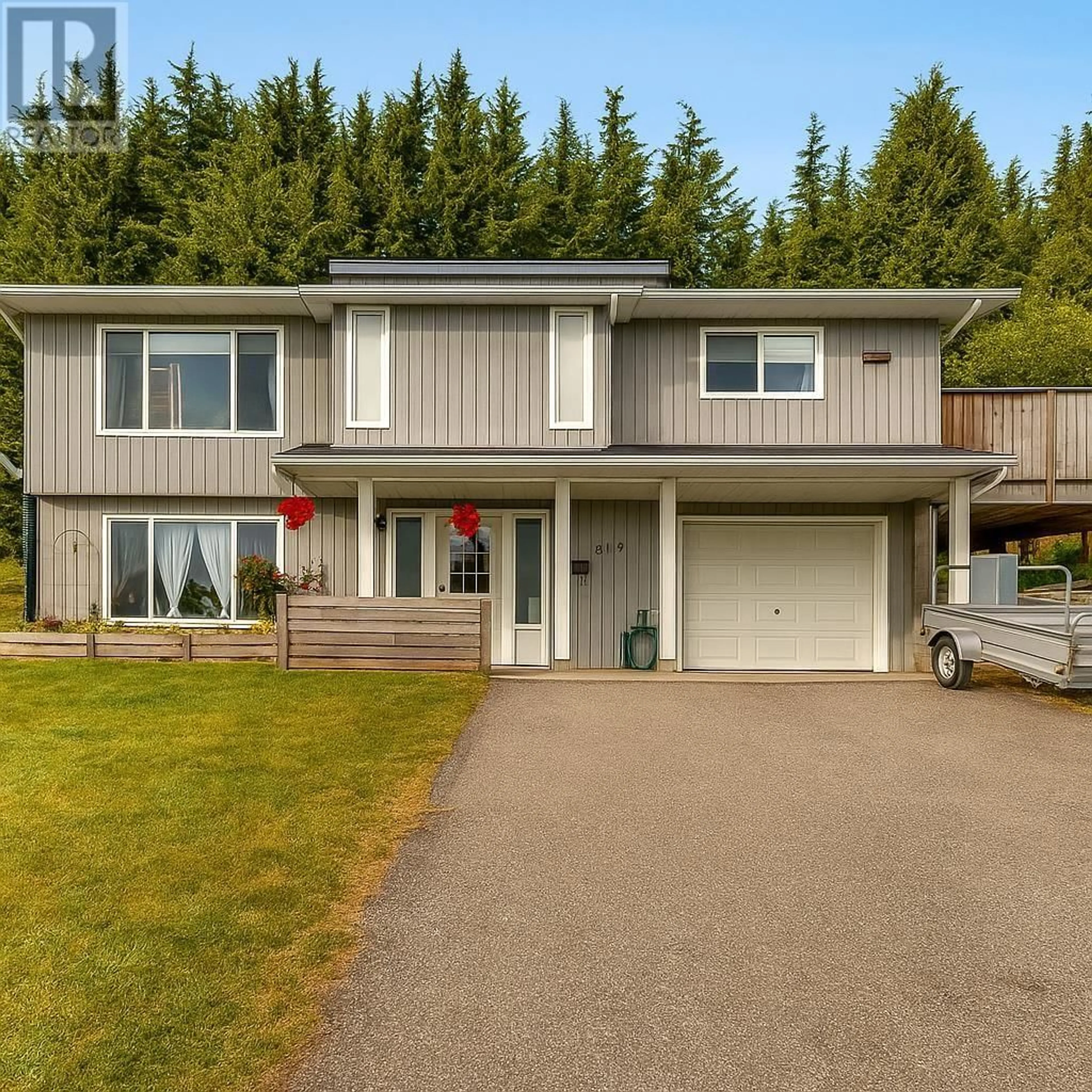 Home with vinyl exterior material, street for 119 ANGLE STREET, Kitimat British Columbia V8C2M9