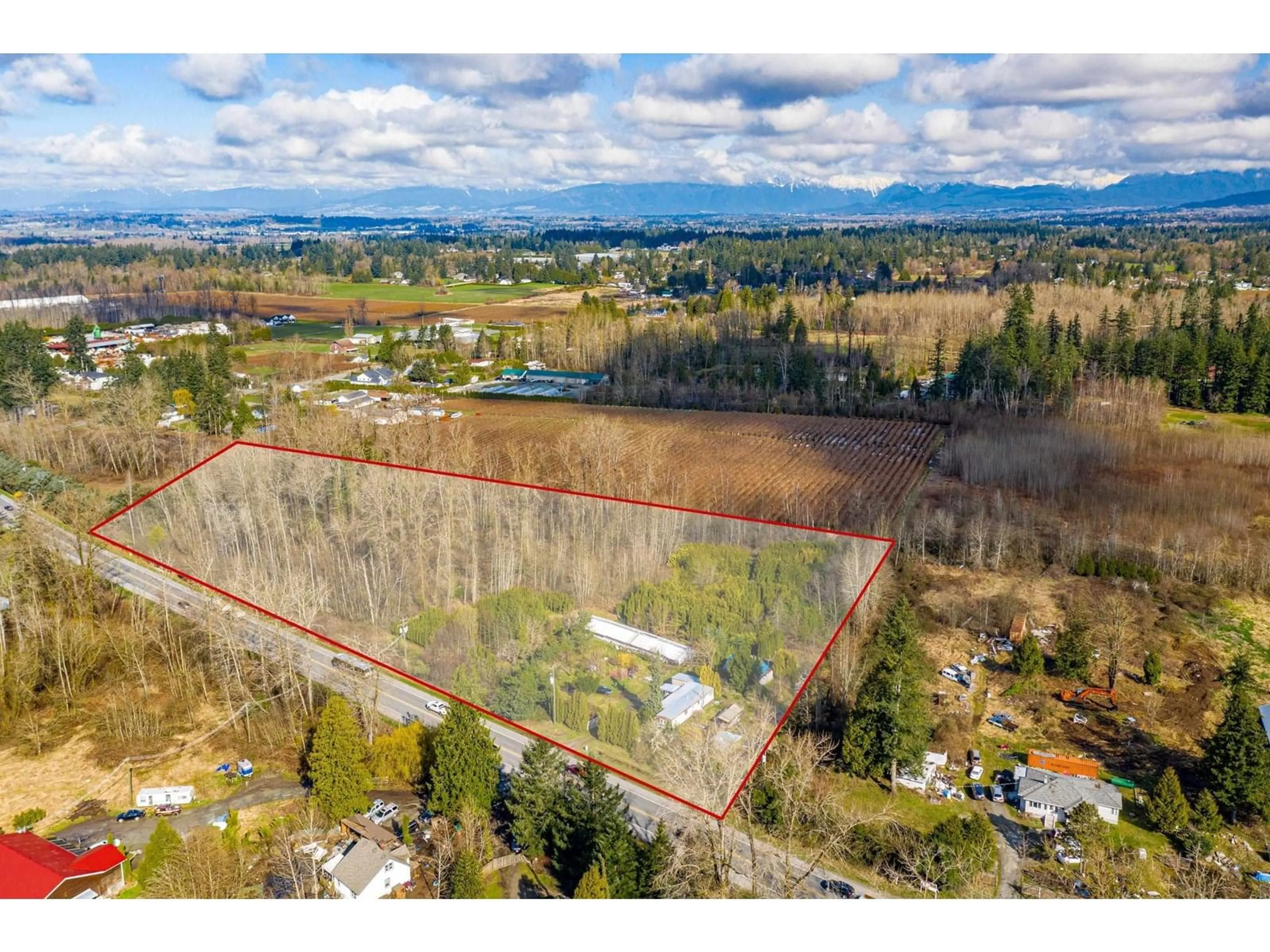 A pic from outside/outdoor area/front of a property/back of a property/a pic from drone, unknown for 24183 FRASER, Langley British Columbia V2Z2L3