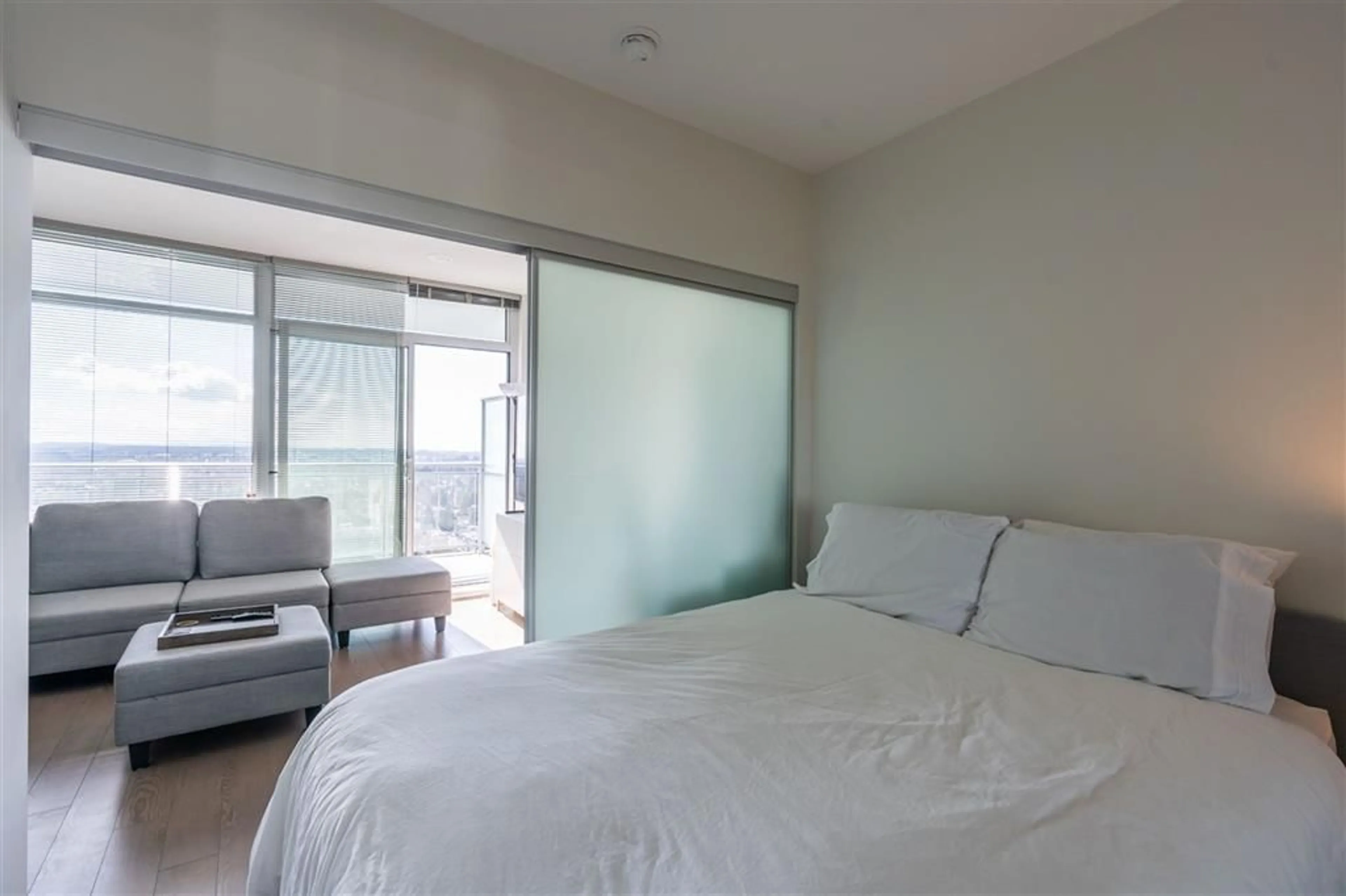 A pic of a room for 2908 - 13308 CENTRAL, Surrey British Columbia V3T0M4