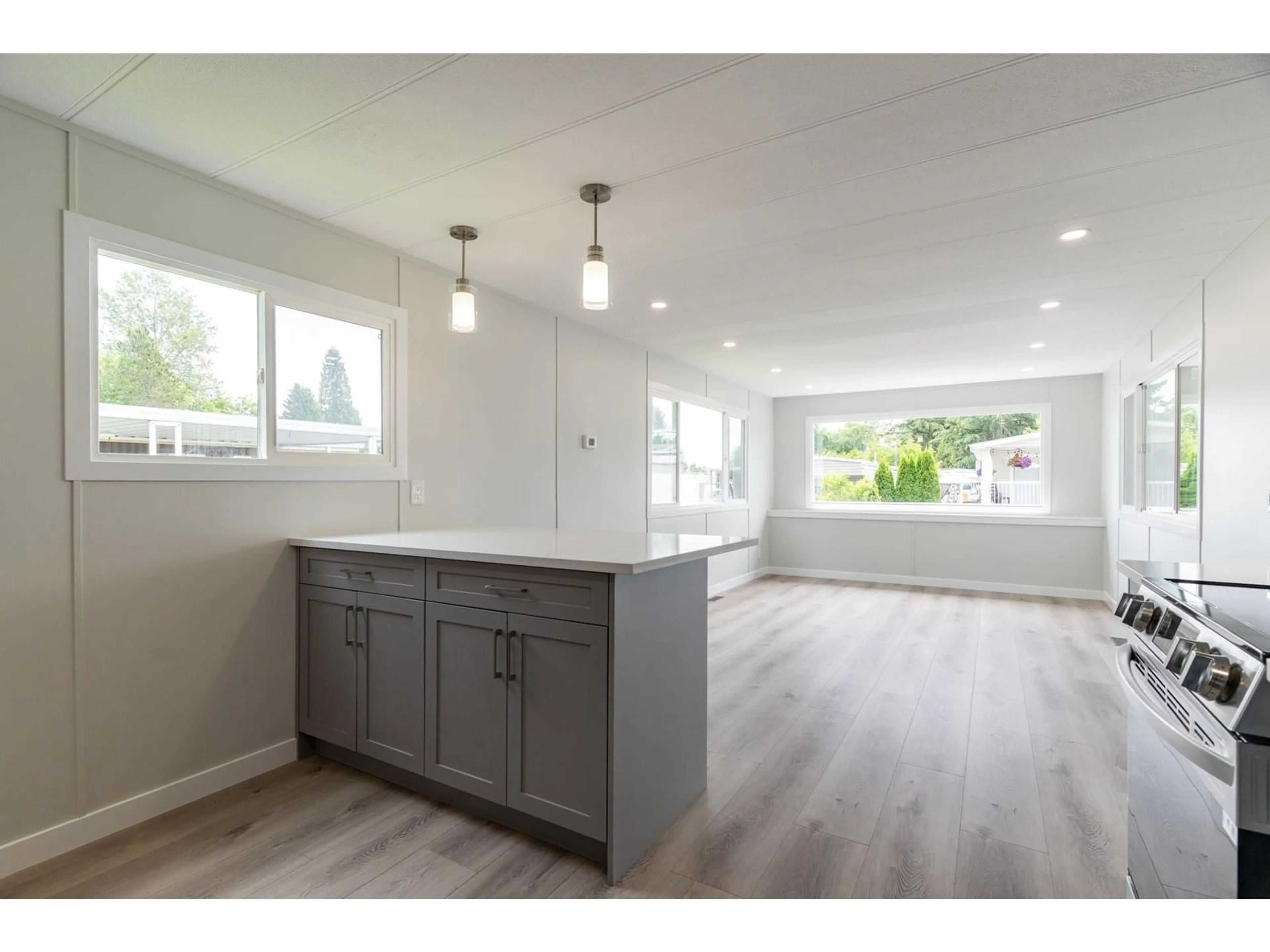 Open concept kitchen, wood/laminate floor for 224 - 1840 160, Surrey British Columbia V4A4X4