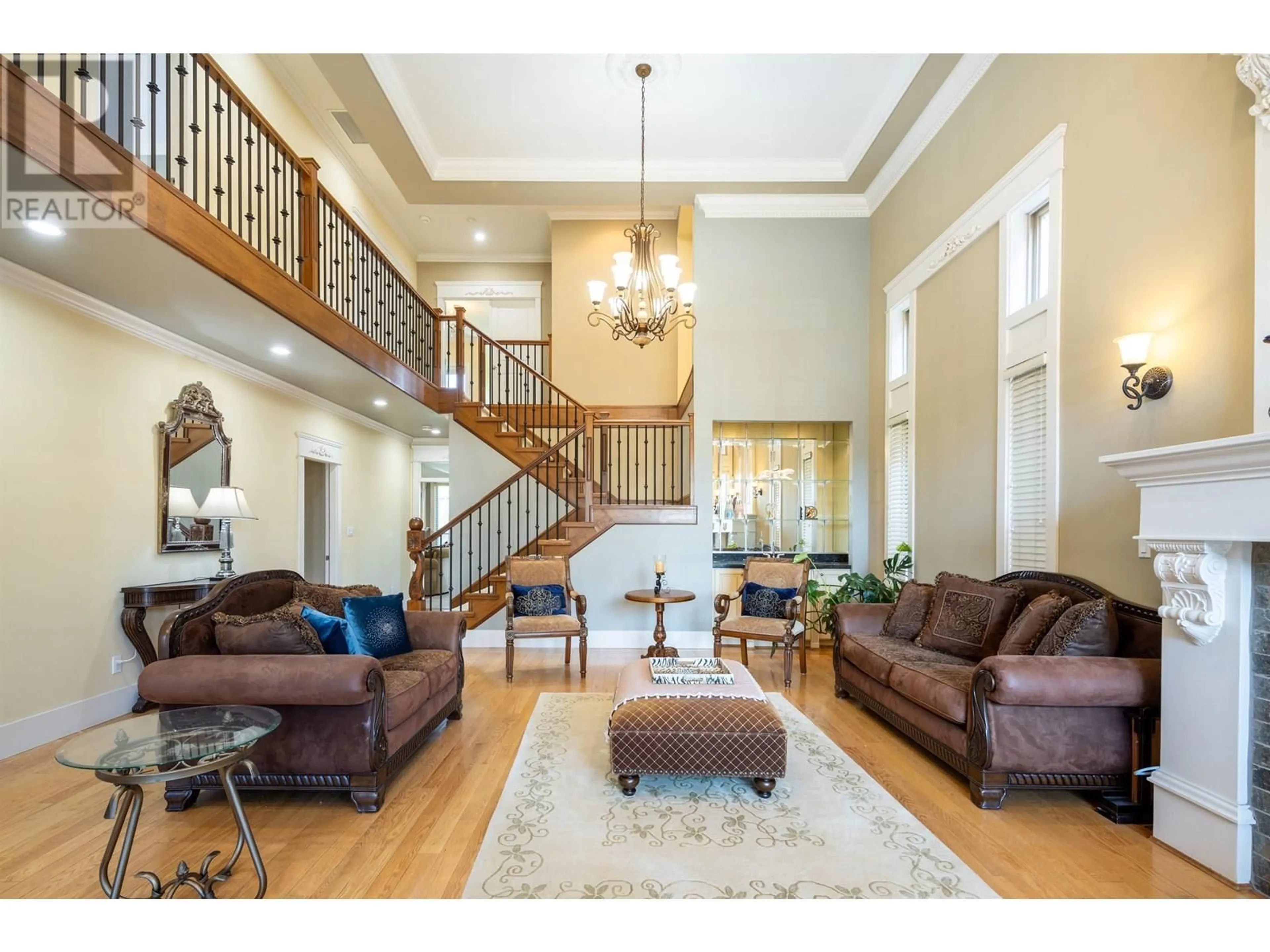 Living room with furniture, unknown for 5091 FRANCIS ROAD, Richmond British Columbia V7C1K1