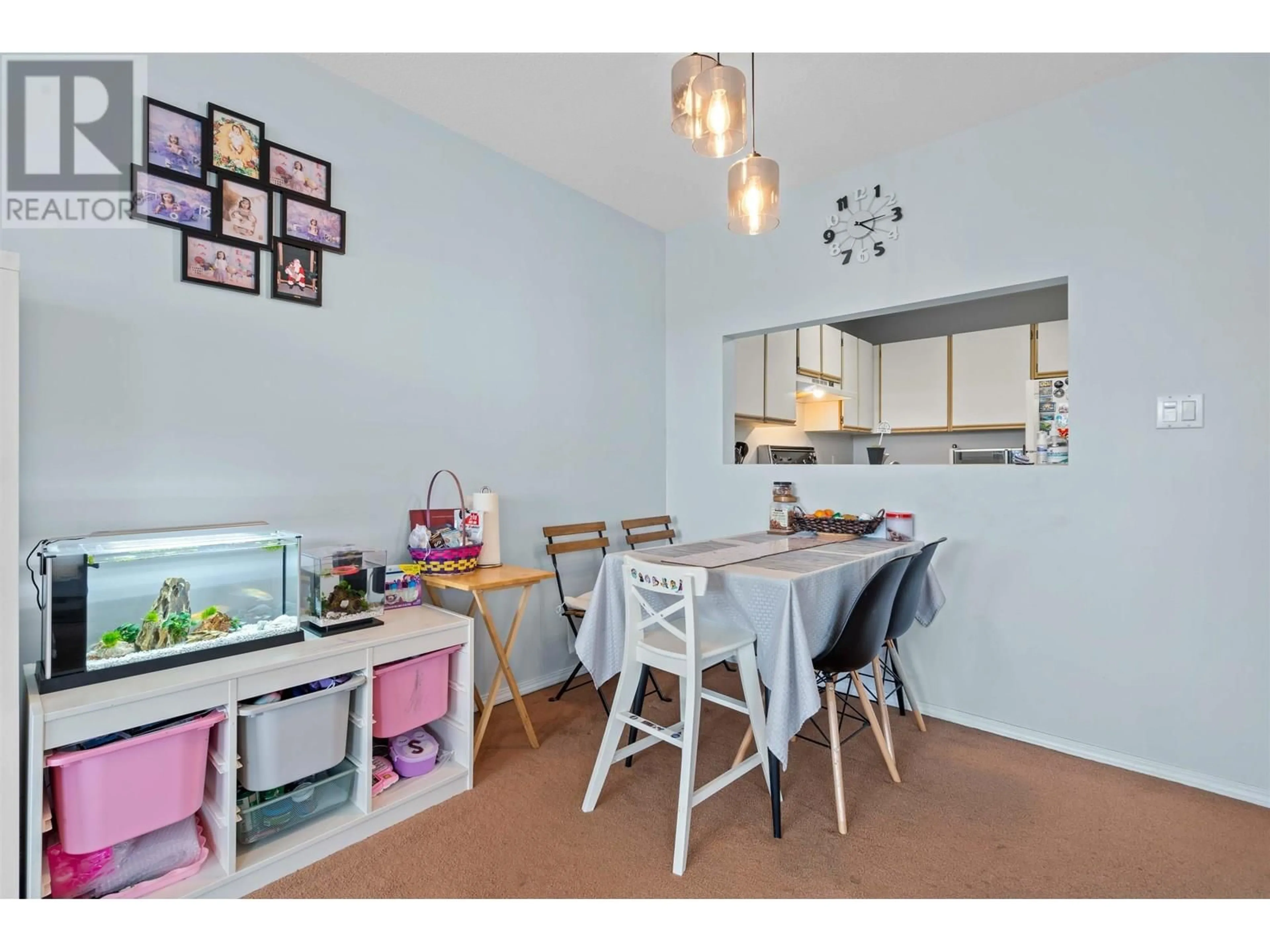 Dining room, wood/laminate floor for 103 - 918 RODERICK AVENUE, Coquitlam British Columbia V3K1R1