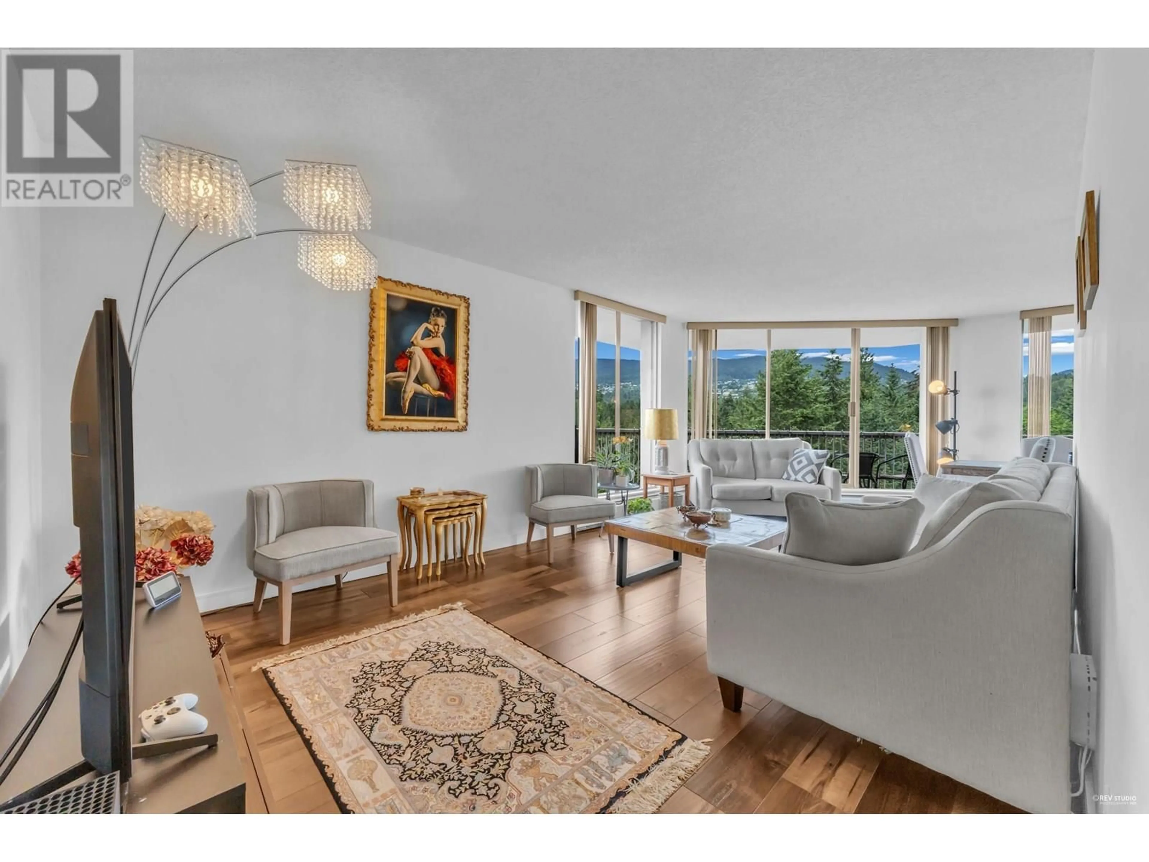 Living room with furniture, unknown for 1404 - 2024 FULLERTON AVENUE, North Vancouver British Columbia V7P3G4