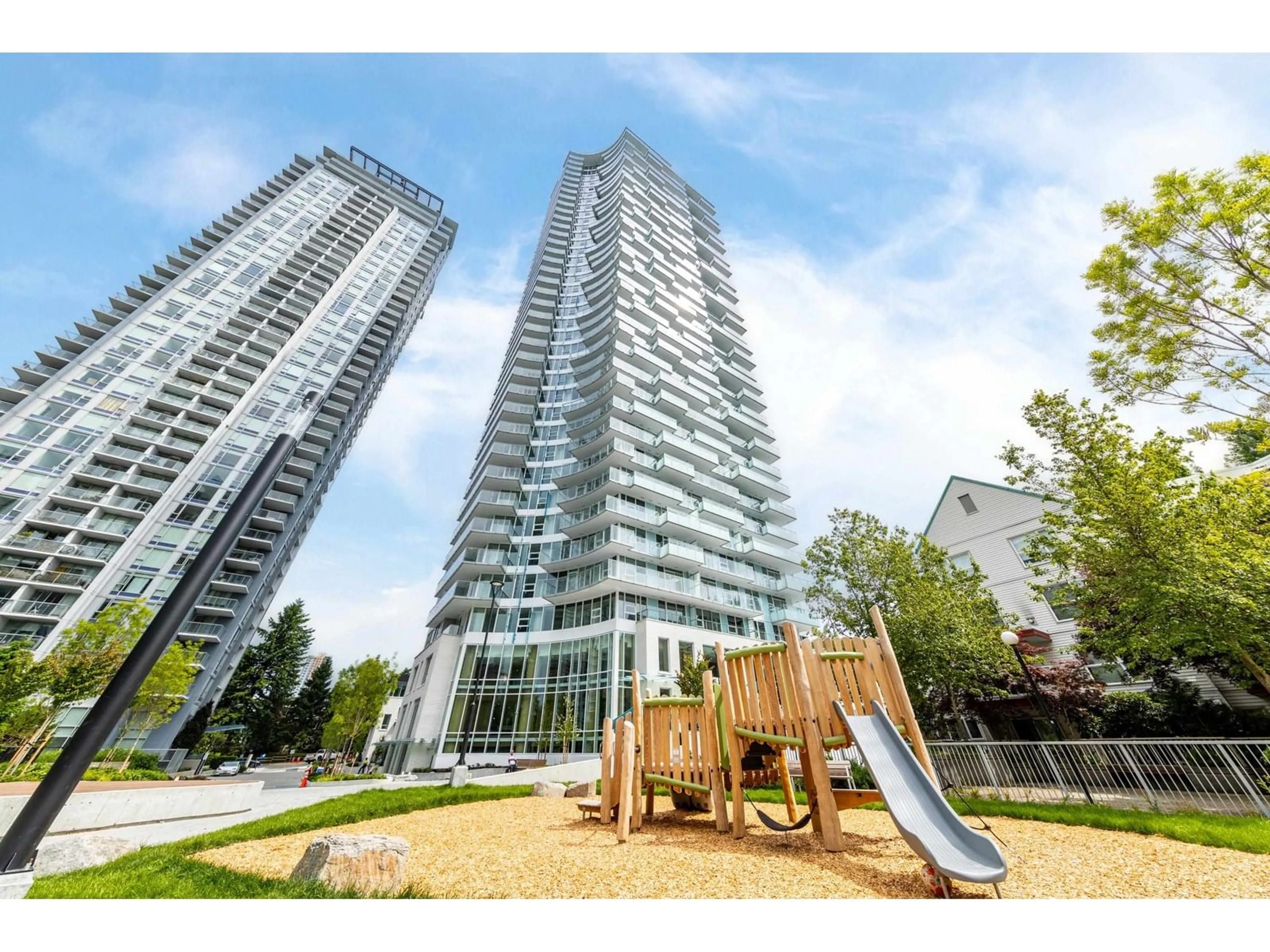 Unknown for 2810 - 13768 100, Surrey British Columbia V3T0V2