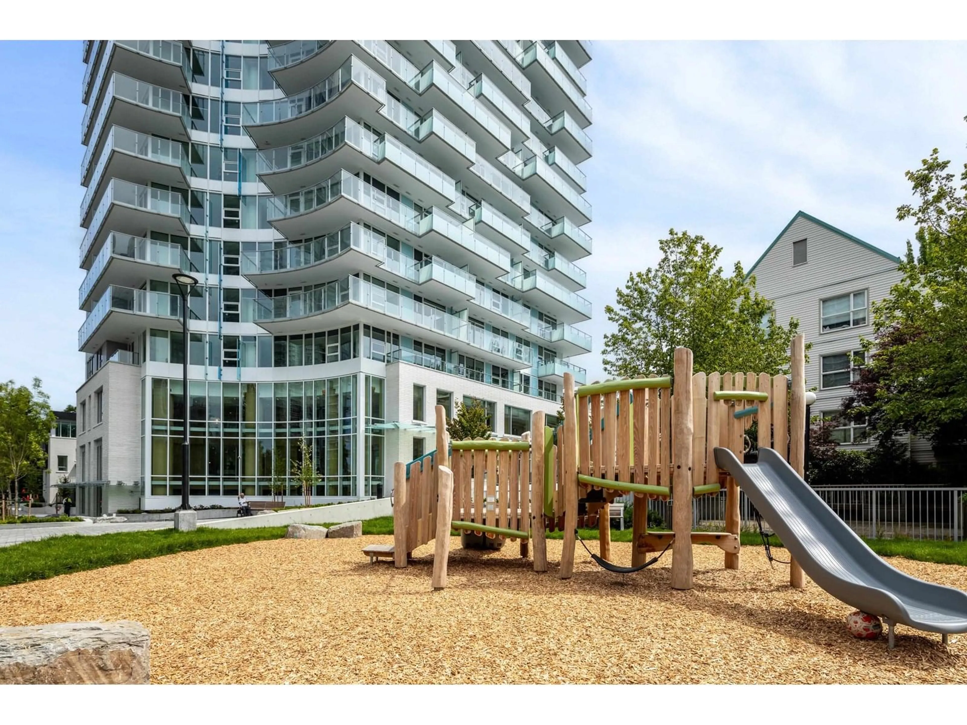Unknown for 2810 - 13768 100, Surrey British Columbia V3T0V2