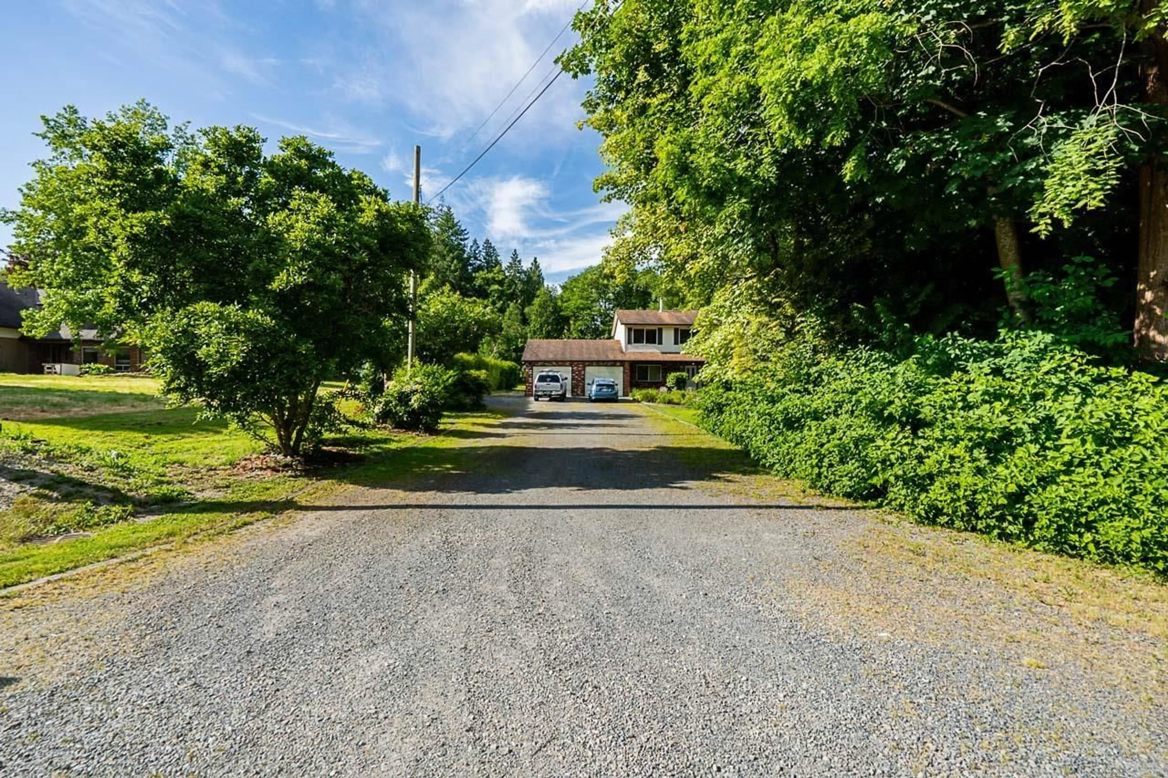 A pic from outside/outdoor area/front of a property/back of a property/a pic from drone, street for 17895 96, Surrey British Columbia V4N4A9