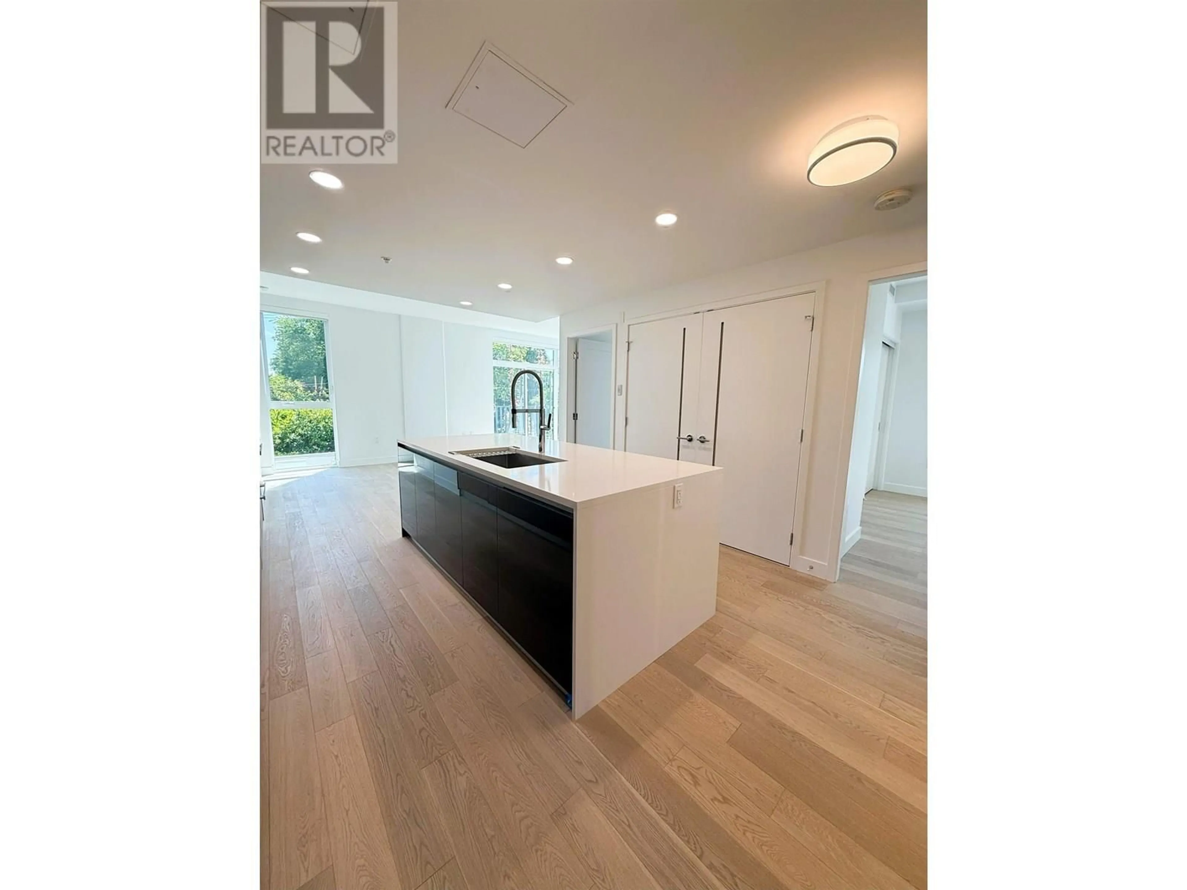 Open concept kitchen, unknown for 404 - 2888 ARBUTUS STREET, Vancouver British Columbia V6J3Y7