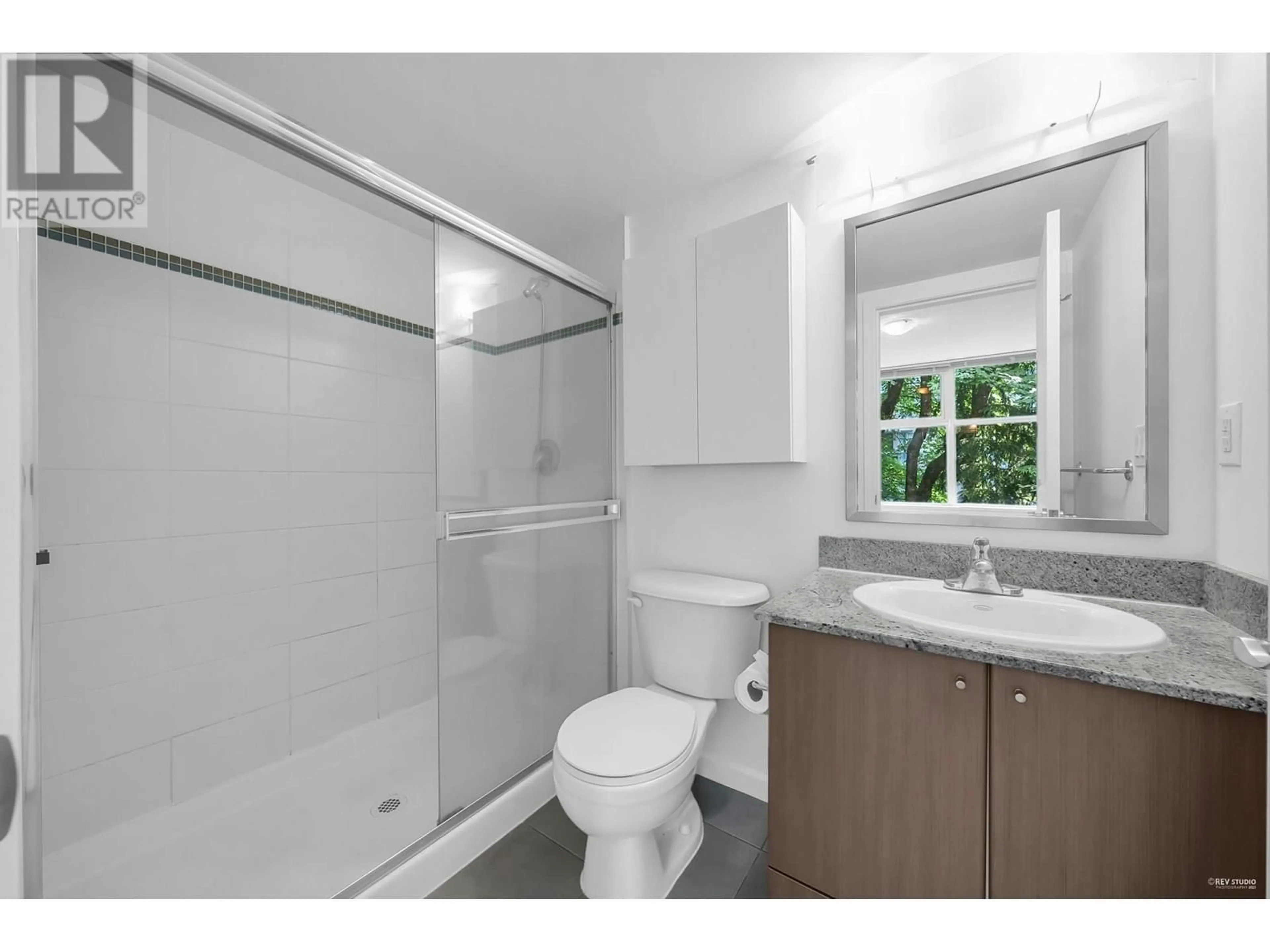 Standard bathroom, unknown for 207 - 9262 UNIVERSITY CRESCENT, Burnaby British Columbia V5A0A4