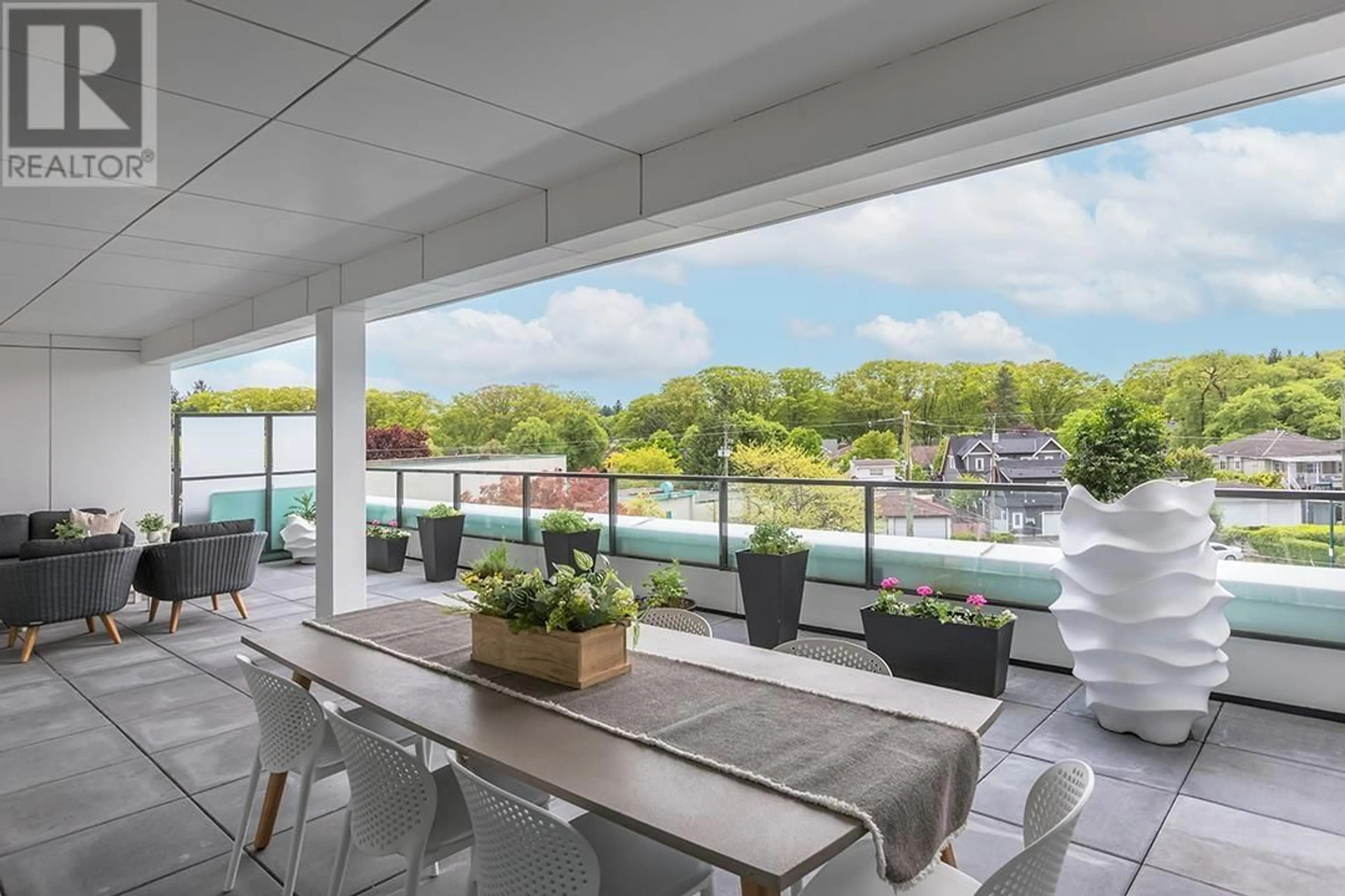 Patio, water/lake/river/ocean view for PH1 - 979 19TH AVENUE, Vancouver British Columbia V5V1K7