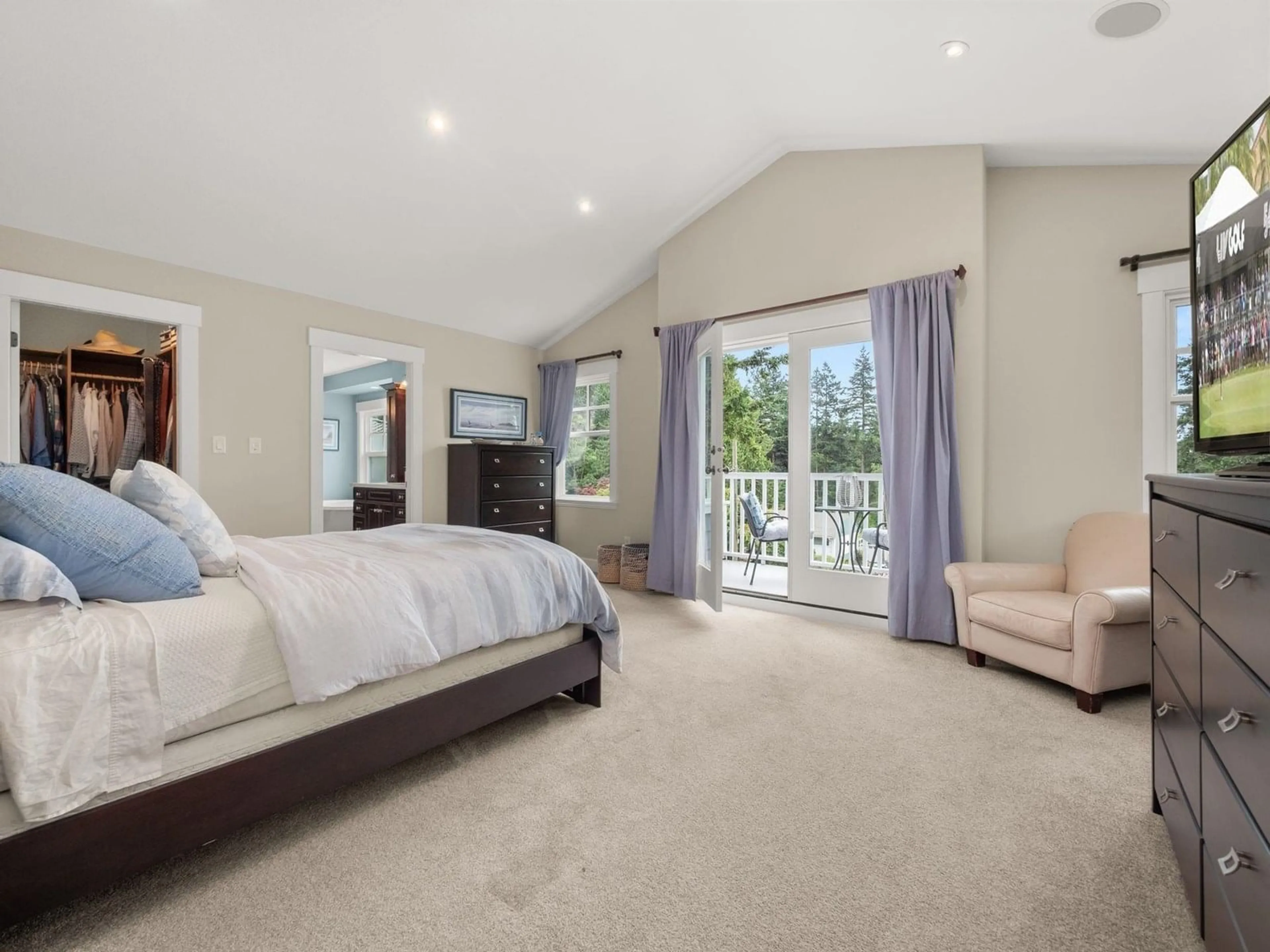 A pic of a room for 12035 56, Surrey British Columbia V3X2W9