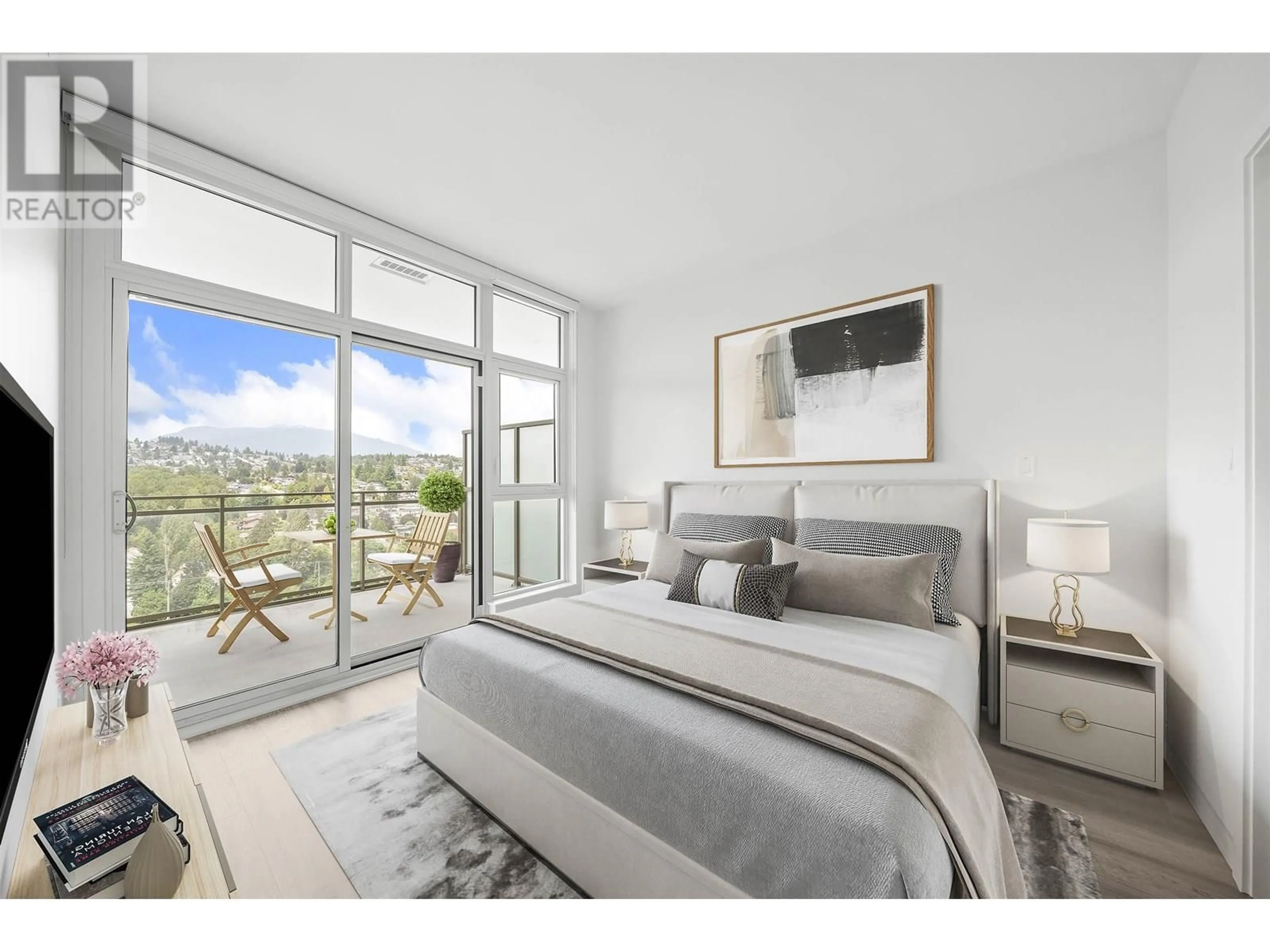 Bedroom with bed, unknown for 1809 - 5333 GORING STREET, Burnaby British Columbia V5B0B6