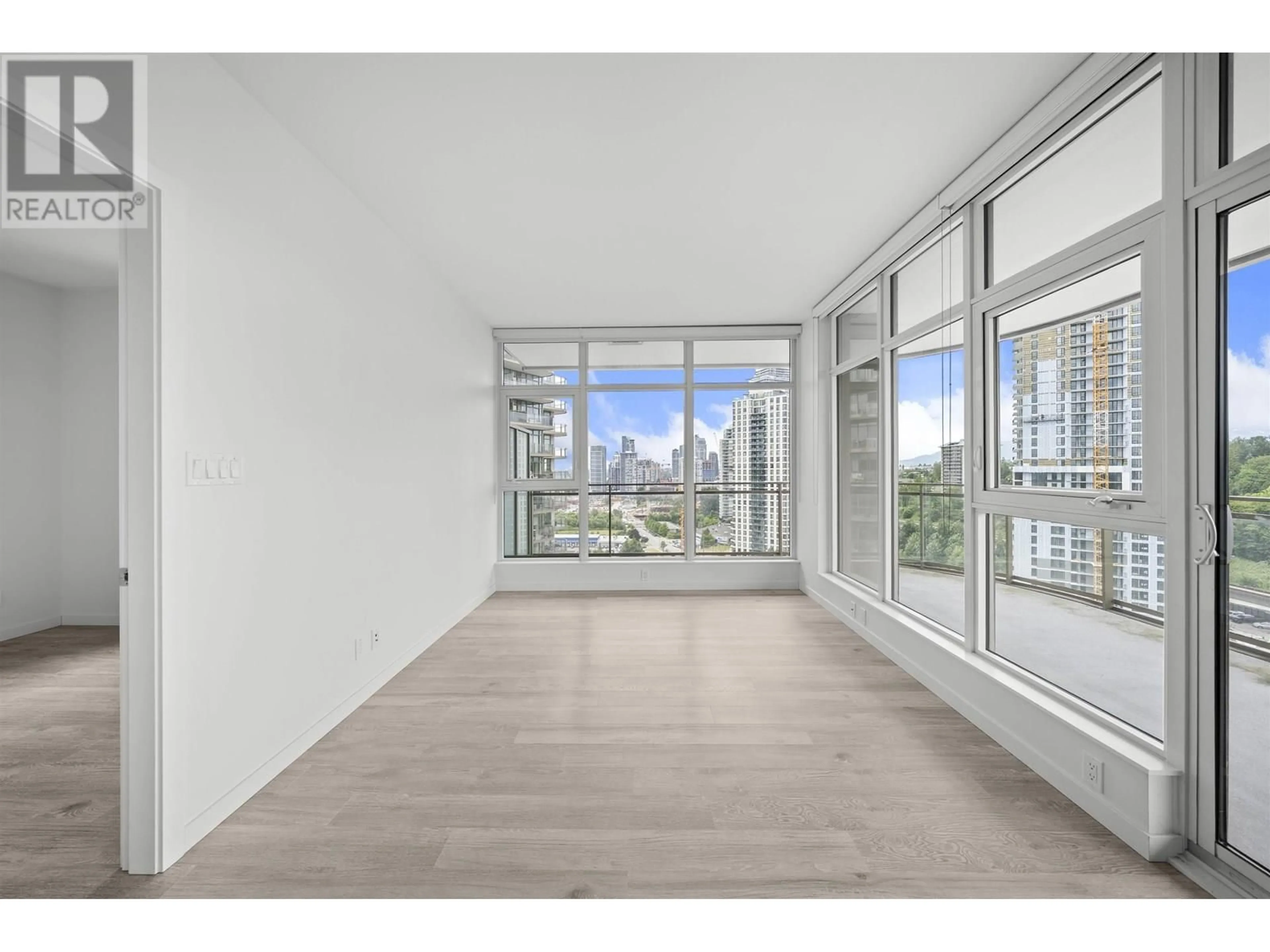 A pic of a room for 1809 - 5333 GORING STREET, Burnaby British Columbia V5B0B6