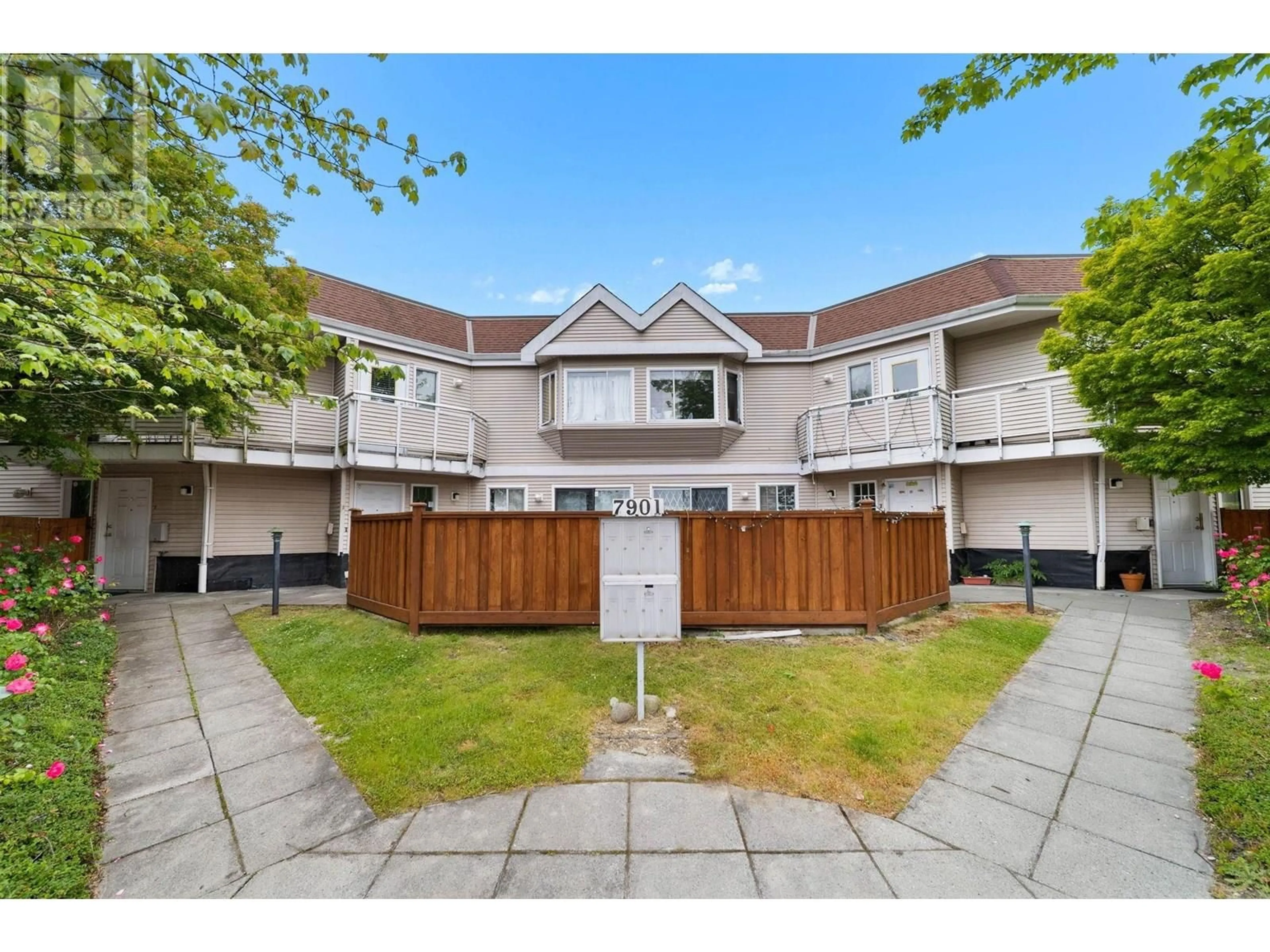 A pic from outside/outdoor area/front of a property/back of a property/a pic from drone, street for 7 - 7901 13TH AVENUE, Burnaby British Columbia V3N2E8