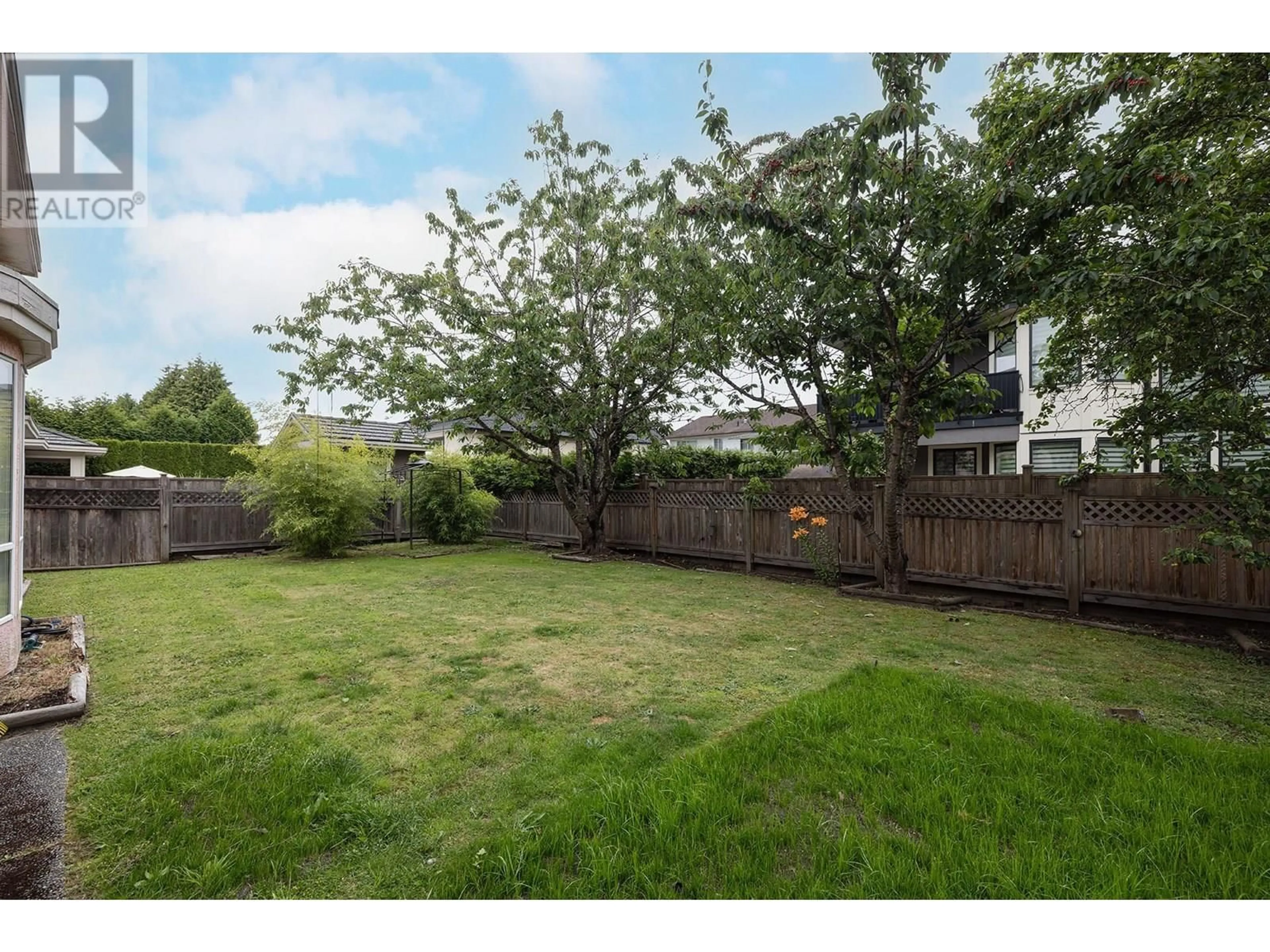 Unknown for 8120 CLIFTON ROAD, Richmond British Columbia V7C3C3