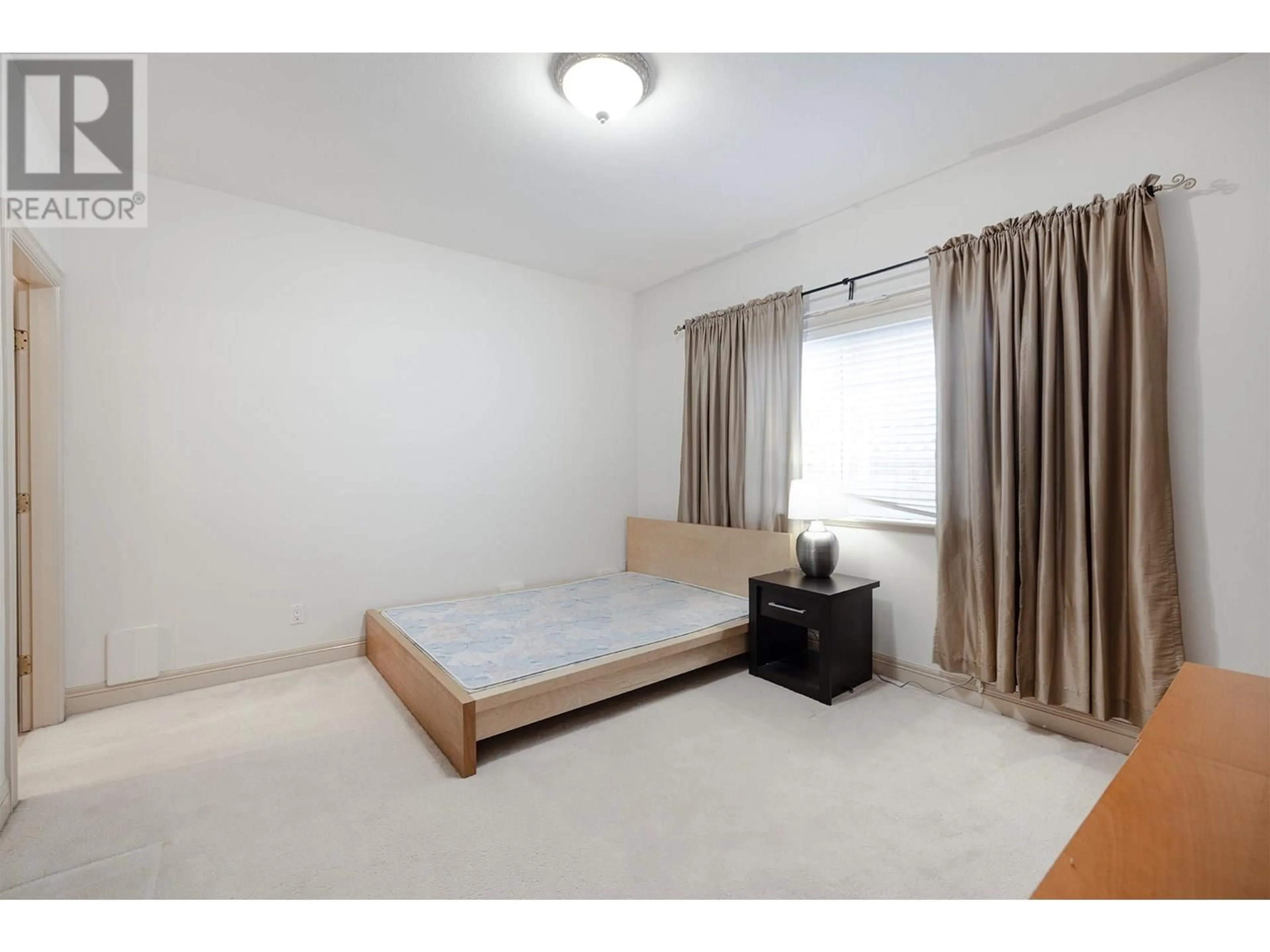 A pic of a room for 8120 CLIFTON ROAD, Richmond British Columbia V7C3C3