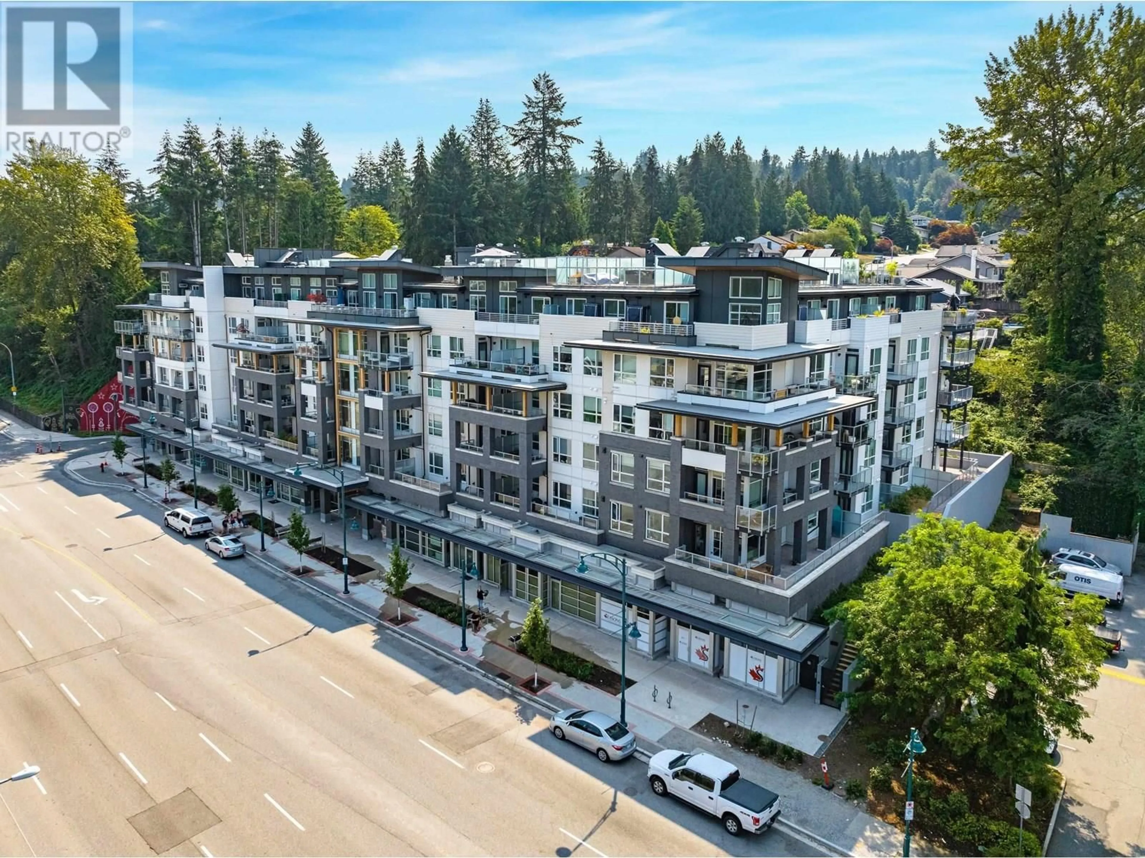 A pic from outside/outdoor area/front of a property/back of a property/a pic from drone, unknown for 609 - 3229 ST JOHNS STREET, Port Moody British Columbia V3H0M4