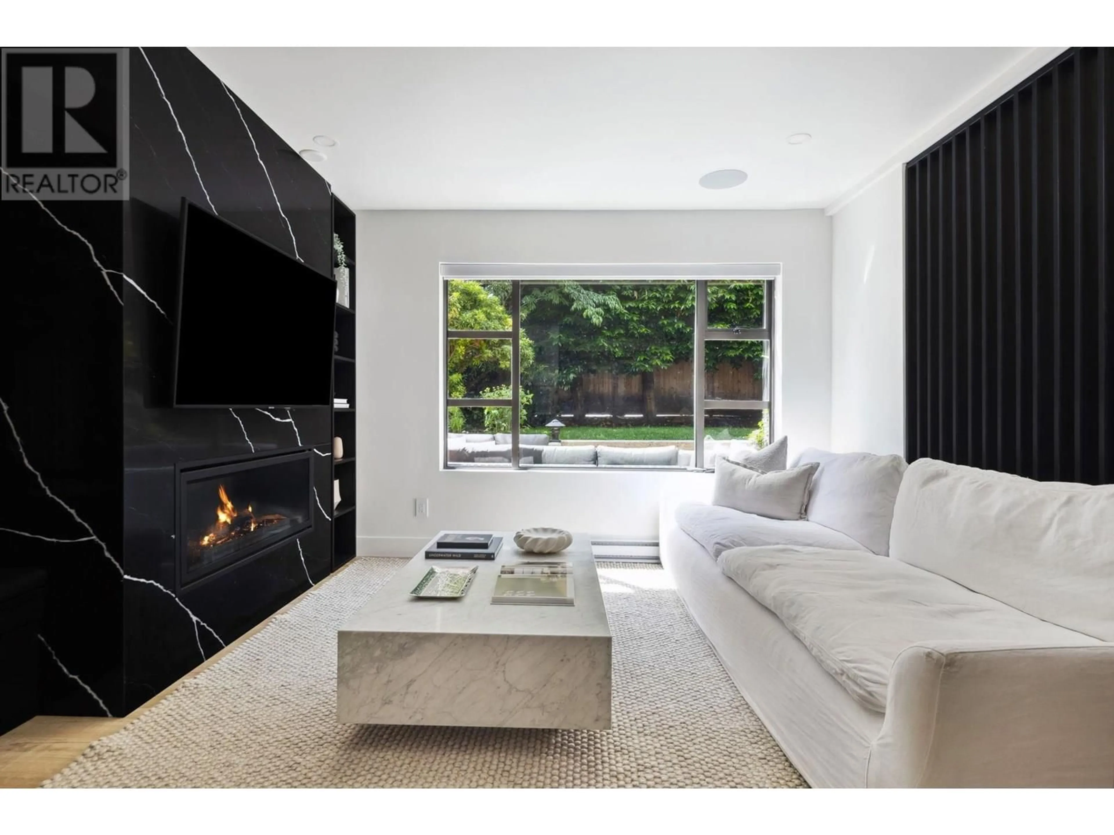 Living room with furniture, unknown for 104 - 2119 YEW STREET, Vancouver British Columbia V6K3G6