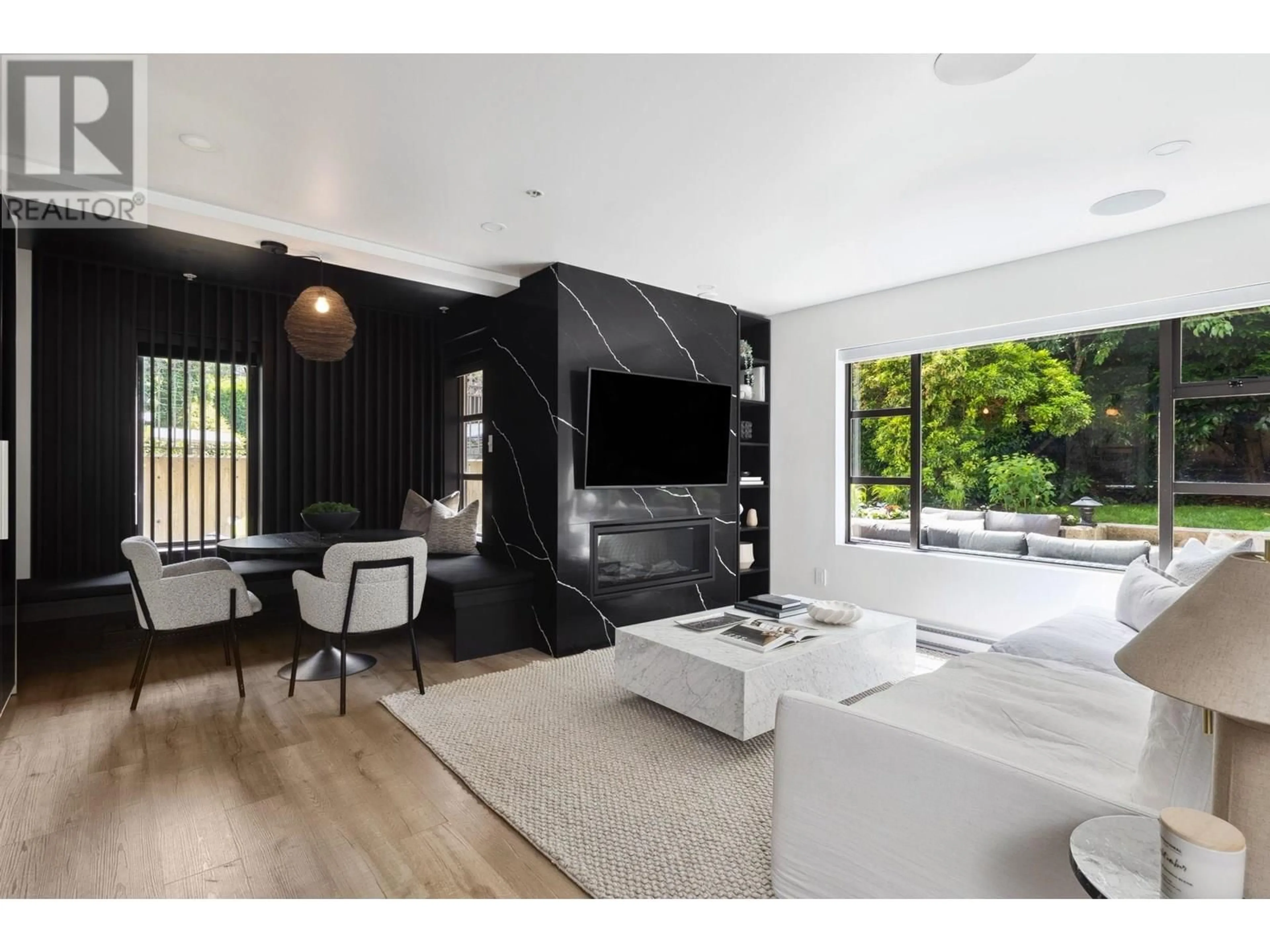 Unknown for 104 - 2119 YEW STREET, Vancouver British Columbia V6K3G6